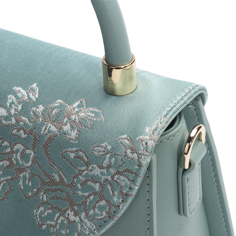 Chinese Style Embroidered Shoulder Bag