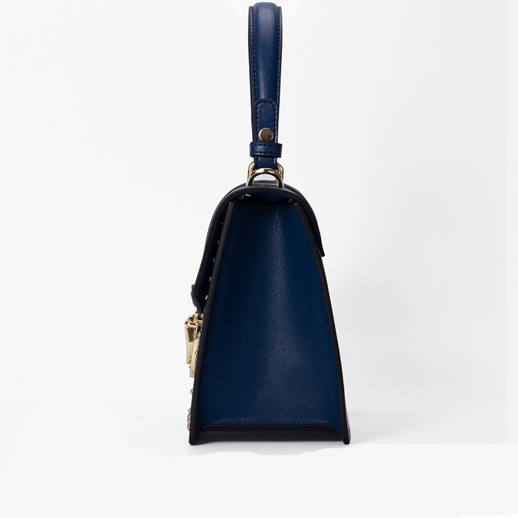 Chinese Style Embroidered Shoulder Bag