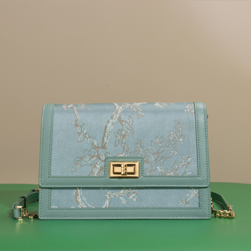 Chinese Style Embroidered Message Bag