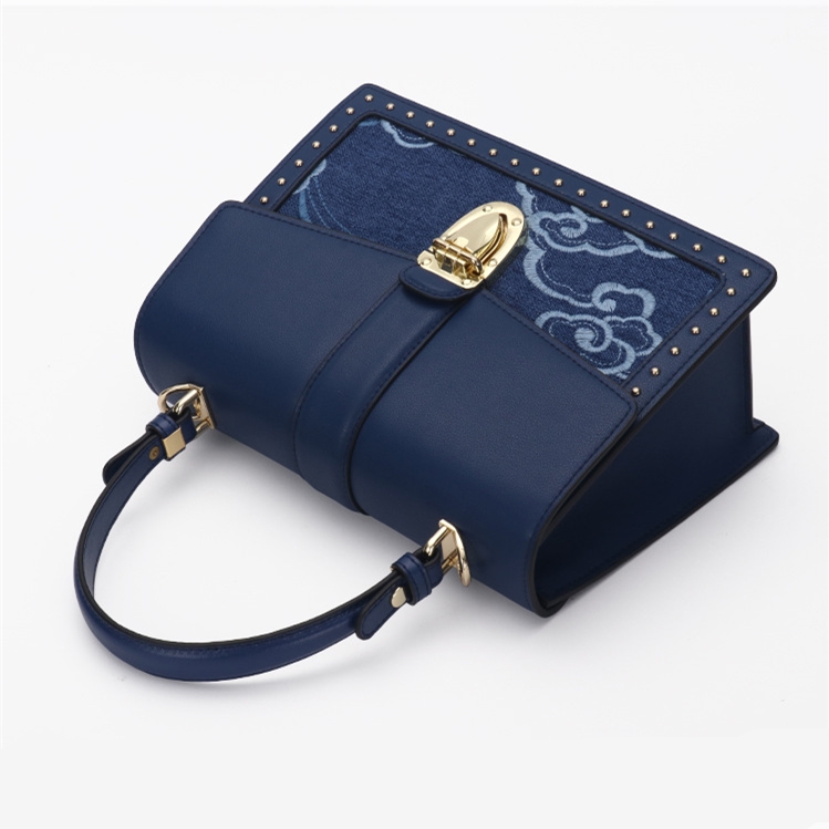 Chinese Style Embroidered Shoulder Bag
