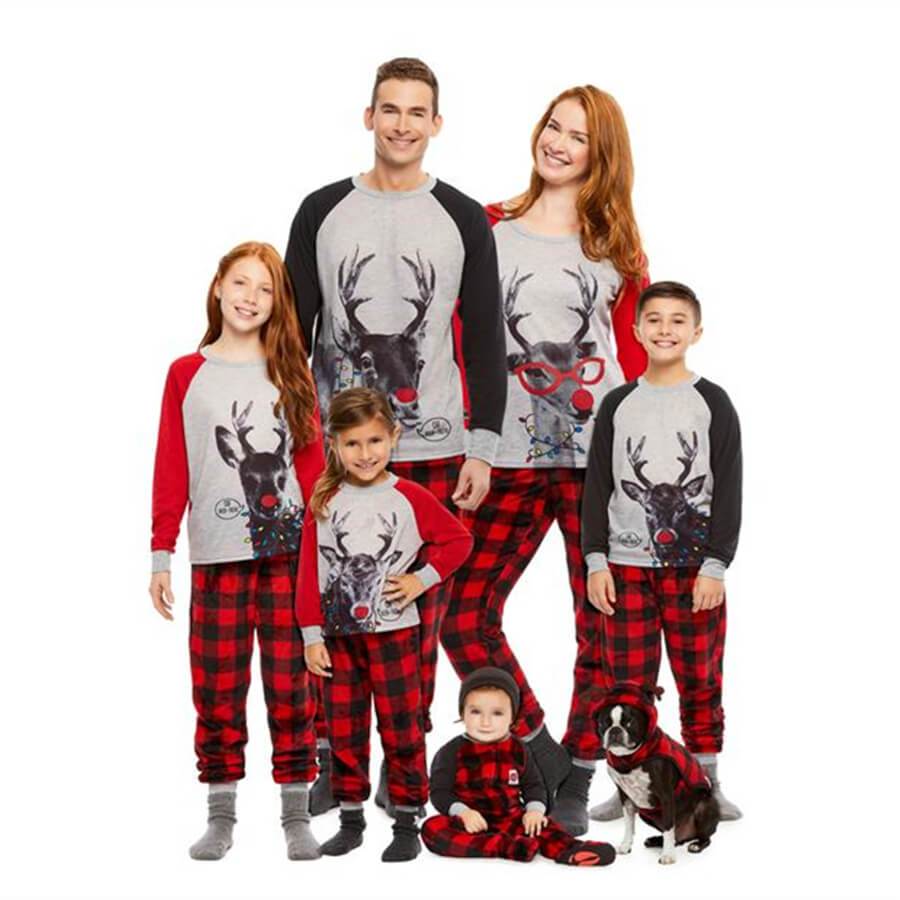 Sale！Merry Christmas Antler Print Plaid Design Family Matching Pajamas Sets