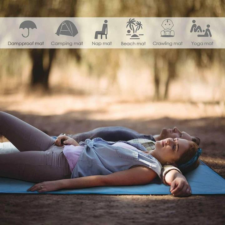 Foldable Windproof Beach Mat