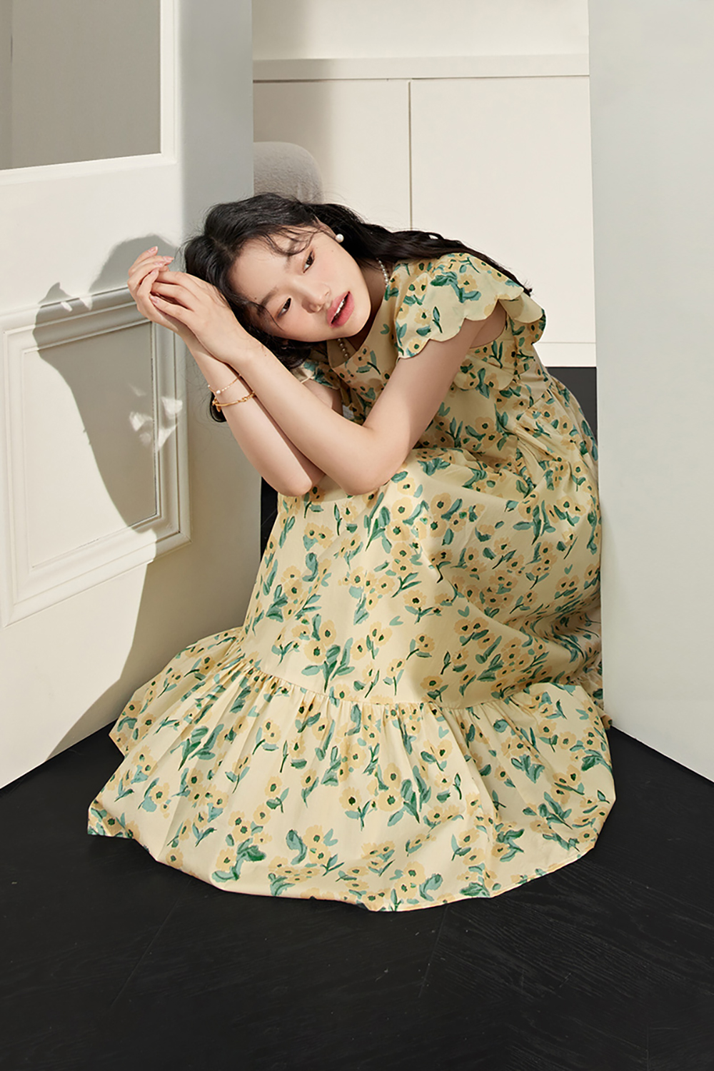 Sleeveless floral dress