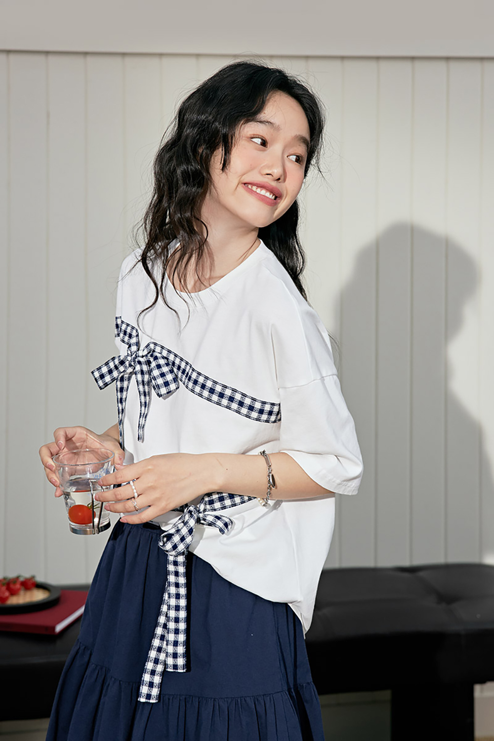Irregular tie t-shirt
