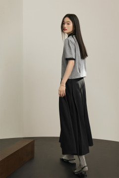 Grey high waist pleated half skirt