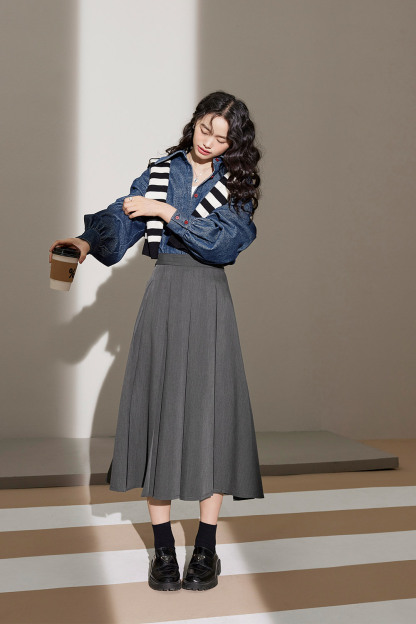 High-waist pleated skirt – KUOSE.com High-waist pleated skirt – KUOSE.com