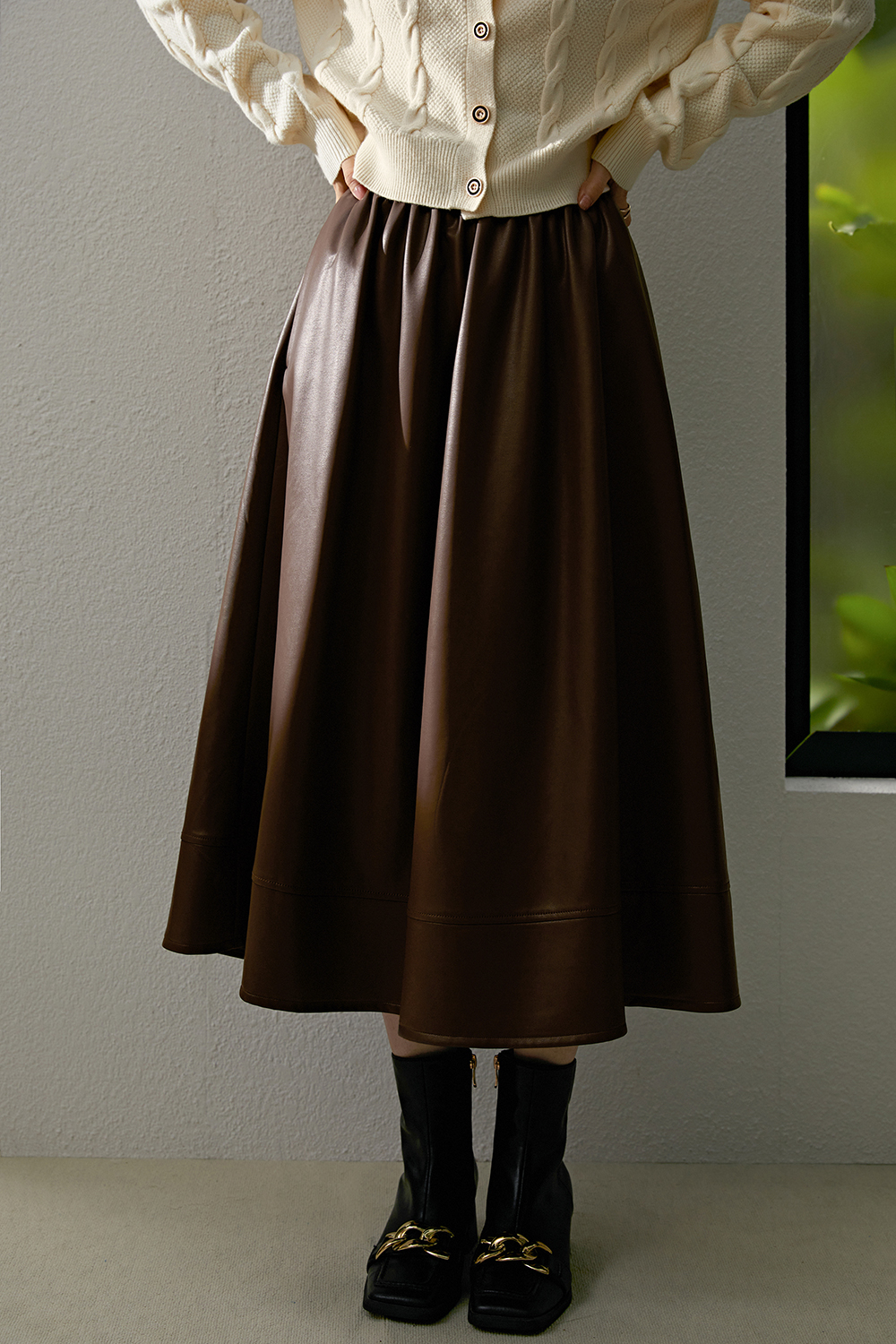 Karya fur skirt with hook brown, L