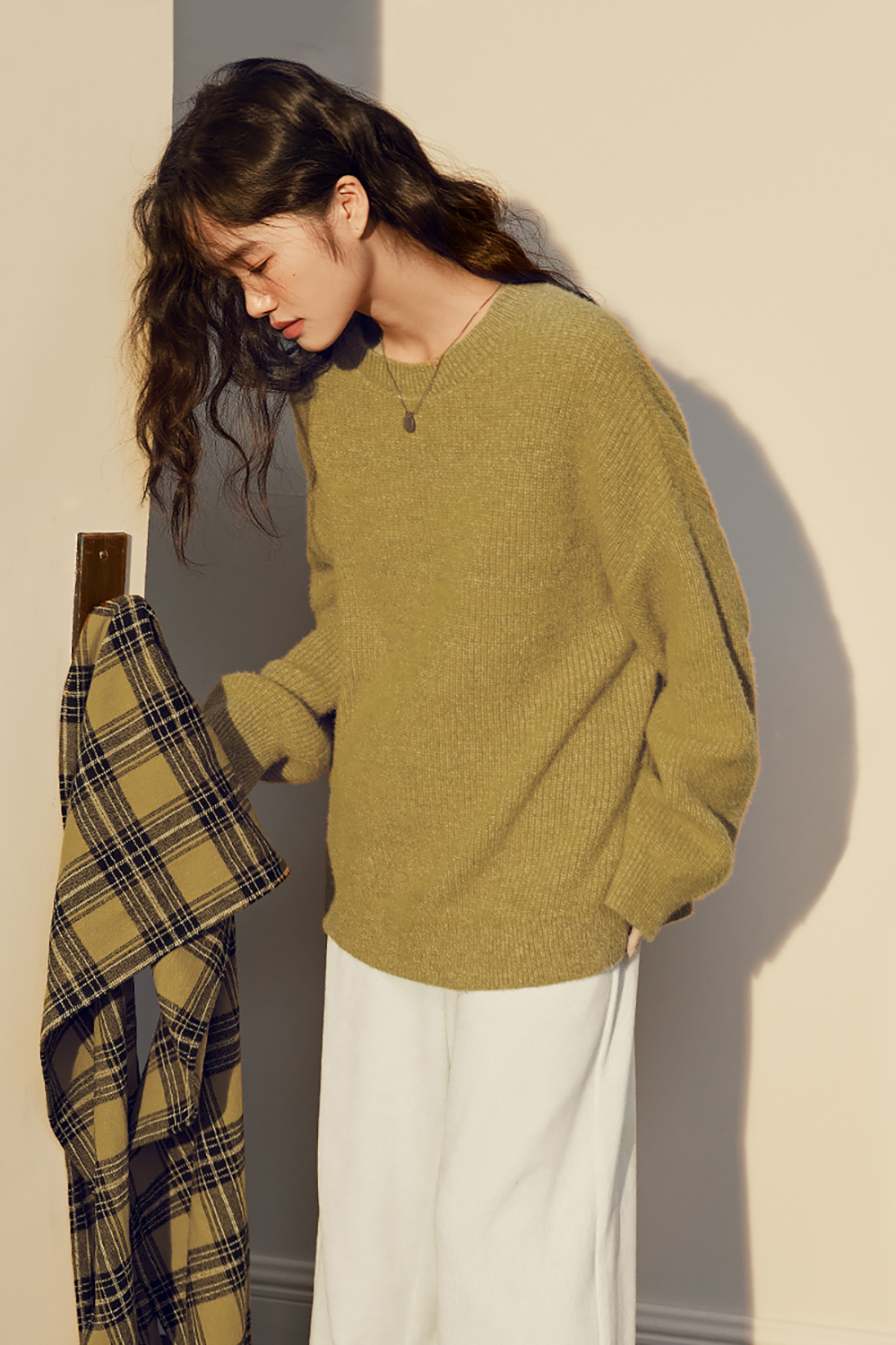 Lazy wind soft long section round neck sweater