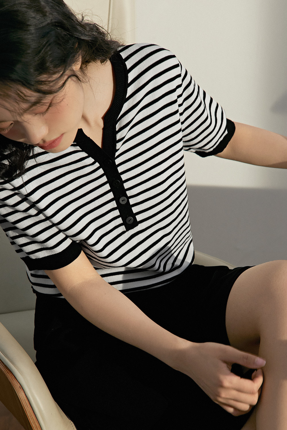 Black and white striped contrast T-shirt short sleeve T-shirt