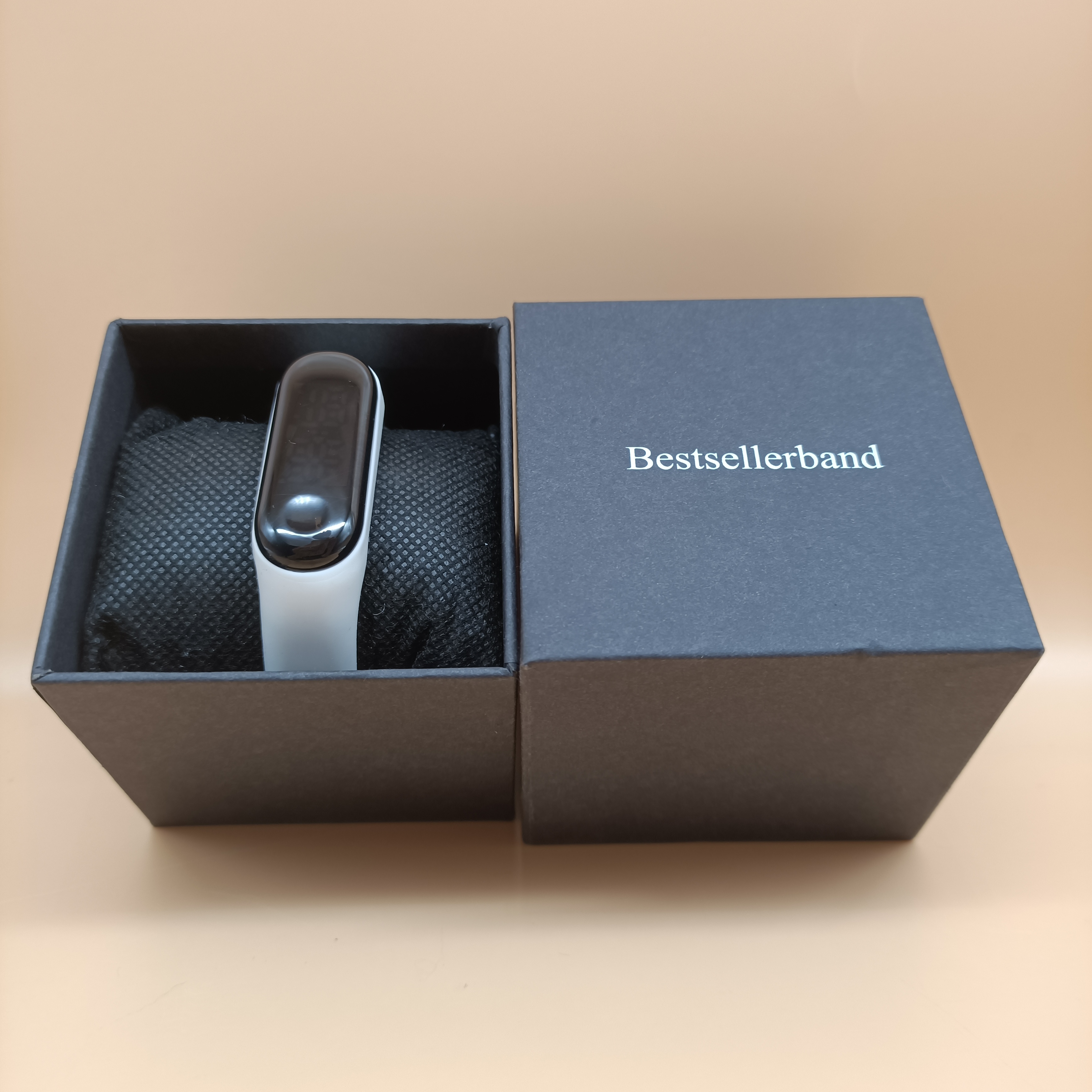 Bestsellerband  Smart watches,Fashion smart watch, long endurance, easy to manage life