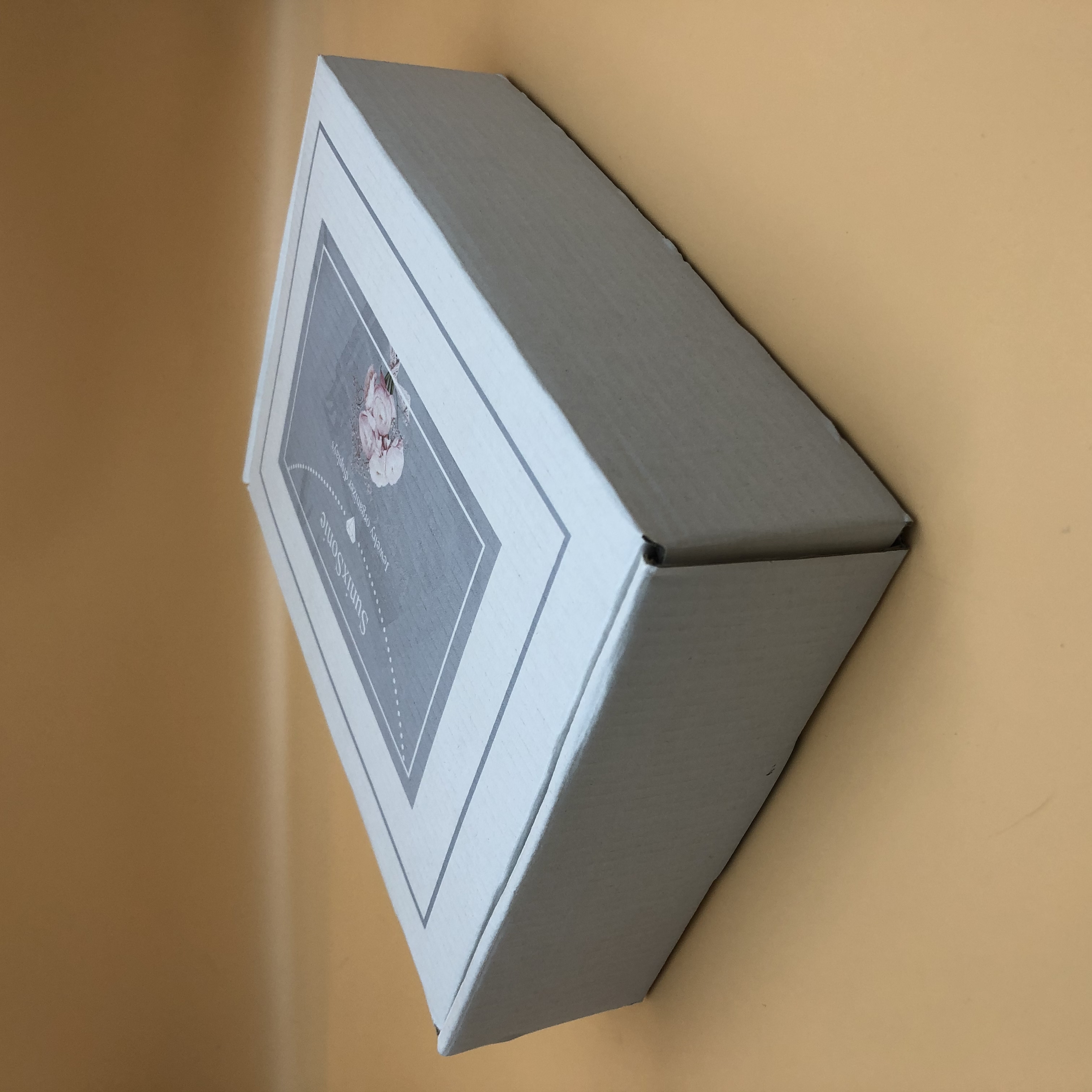 SumicSome Jewelry Boxes,Plant Flannel Glass Ring Earrings Jewelry Box Earrings Case with Lock（Gray）