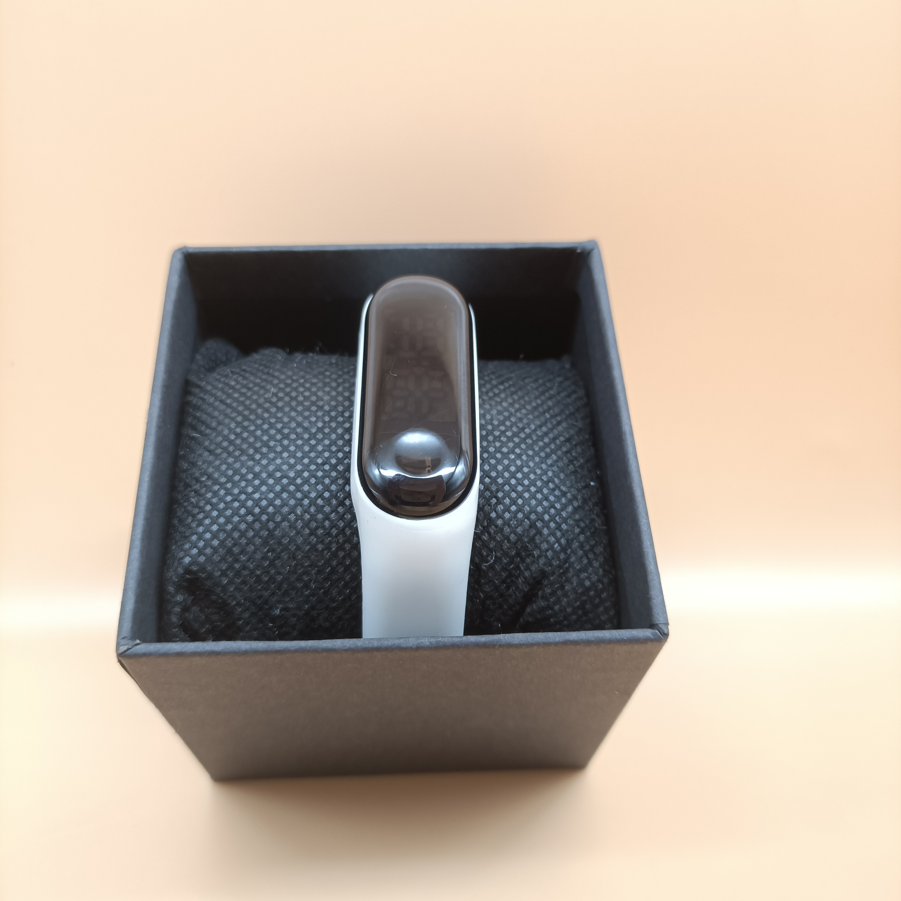 Bestsellerband  Smart watches,Fashion smart watch, long endurance, easy to manage life