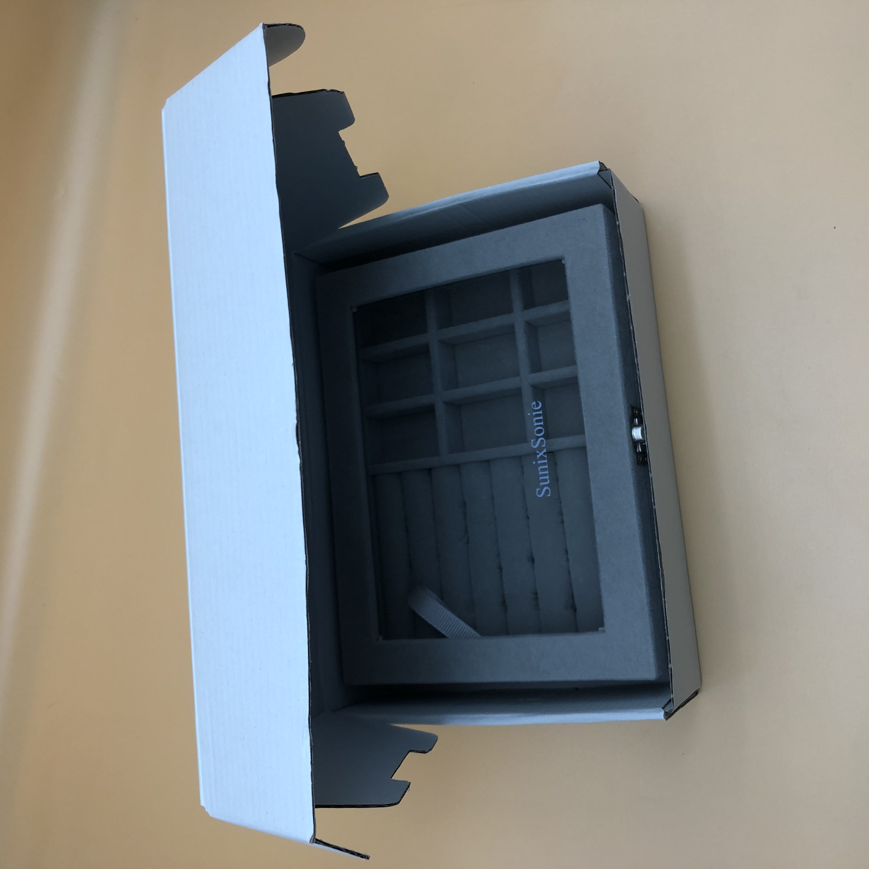 SumicSome Jewelry Boxes,Plant Flannel Glass Ring Earrings Jewelry Box Earrings Case with Lock（Gray）