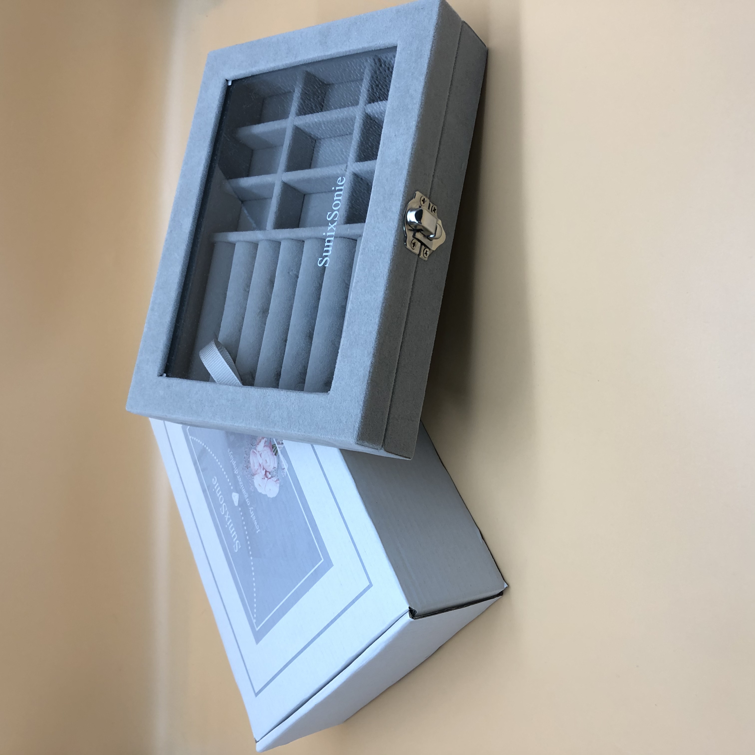 SumicSome Jewelry Boxes,Plant Flannel Glass Ring Earrings Jewelry Box Earrings Case with Lock（Gray）