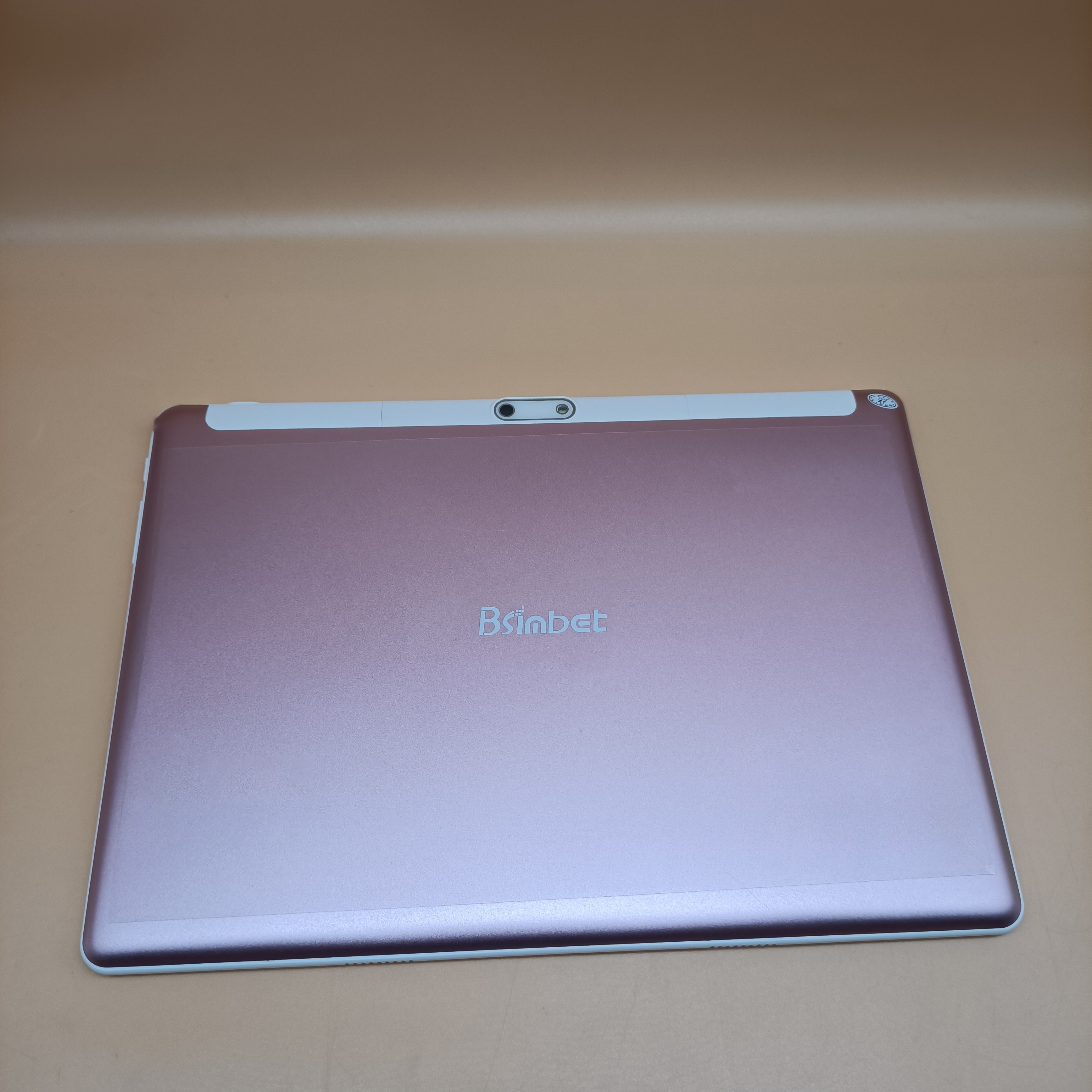 Bsimbet Tablet computers,Powerful processor, high quality speakers, for you to present a shocking audio-visual feast