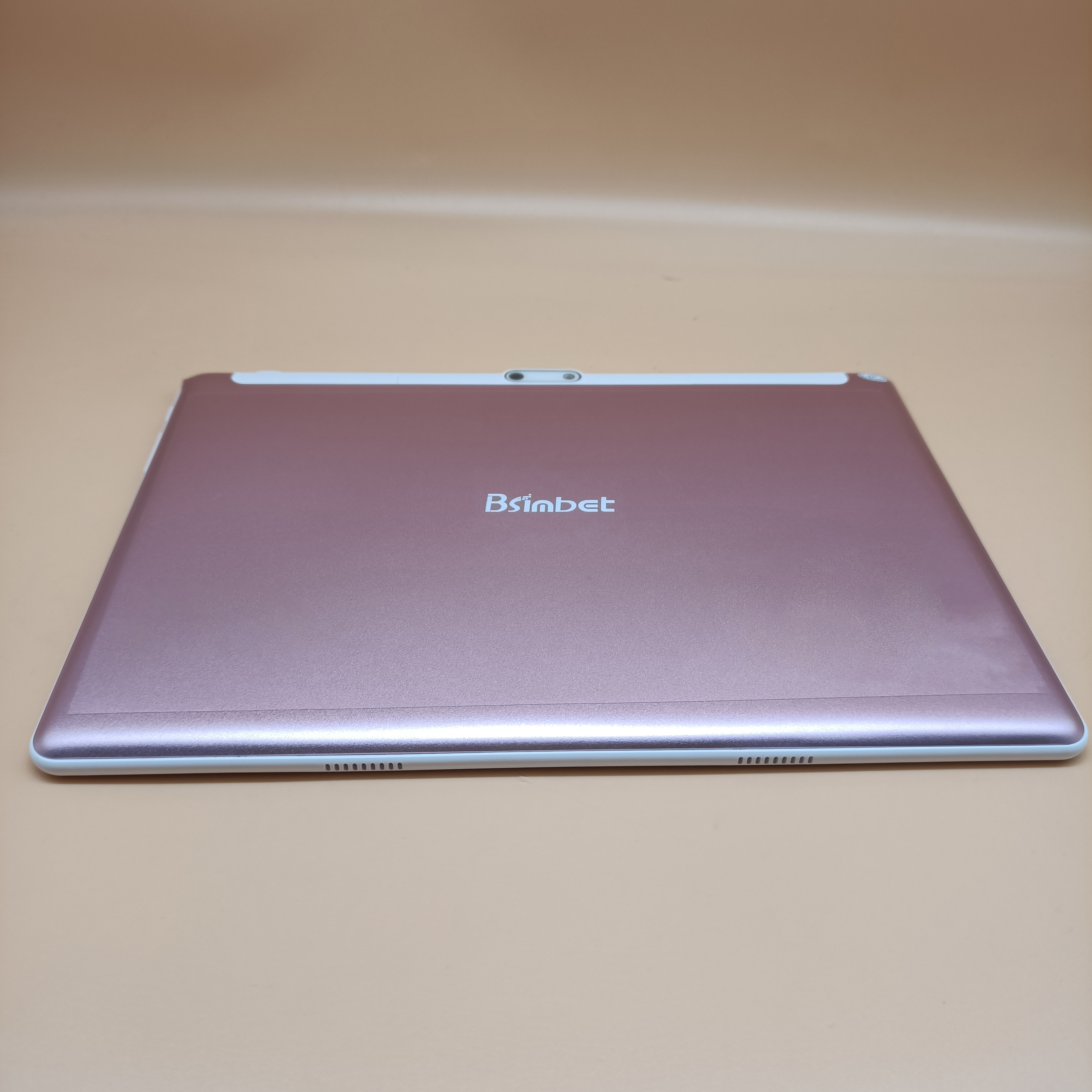 Bsimbet Tablet computers,Powerful processor, high quality speakers, for you to present a shocking audio-visual feast