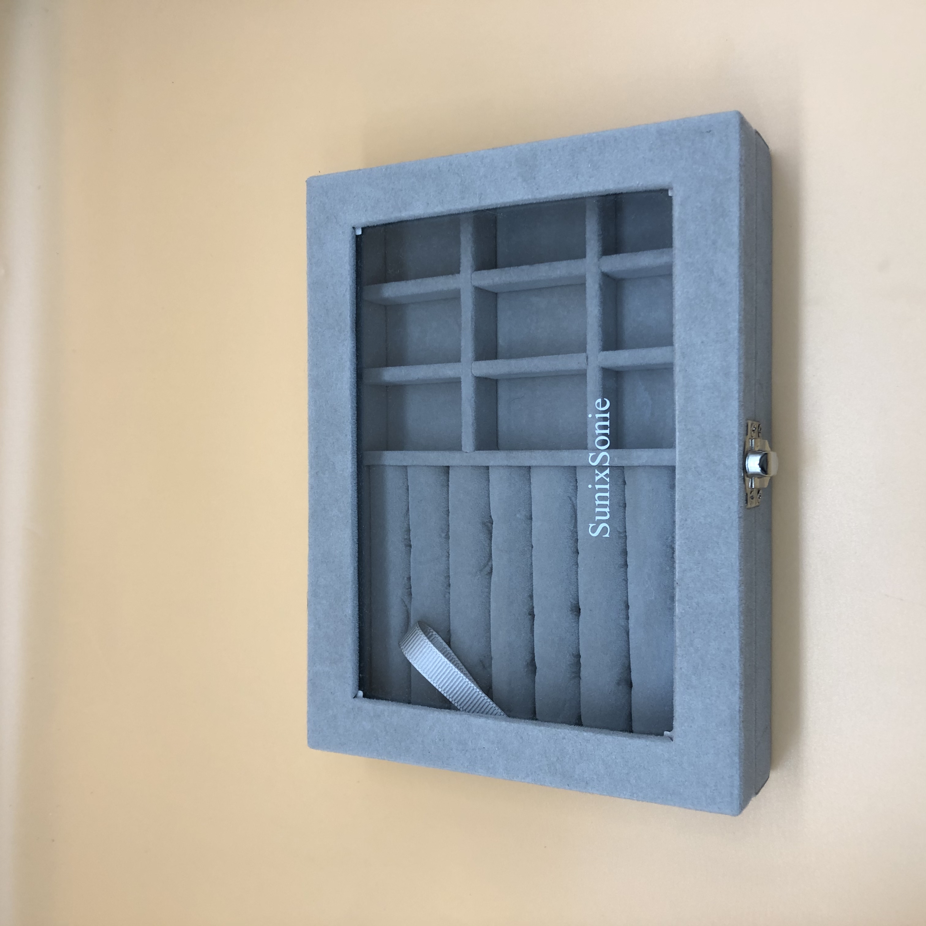 SumicSome Jewelry Boxes,Plant Flannel Glass Ring Earrings Jewelry Box Earrings Case with Lock（Gray）