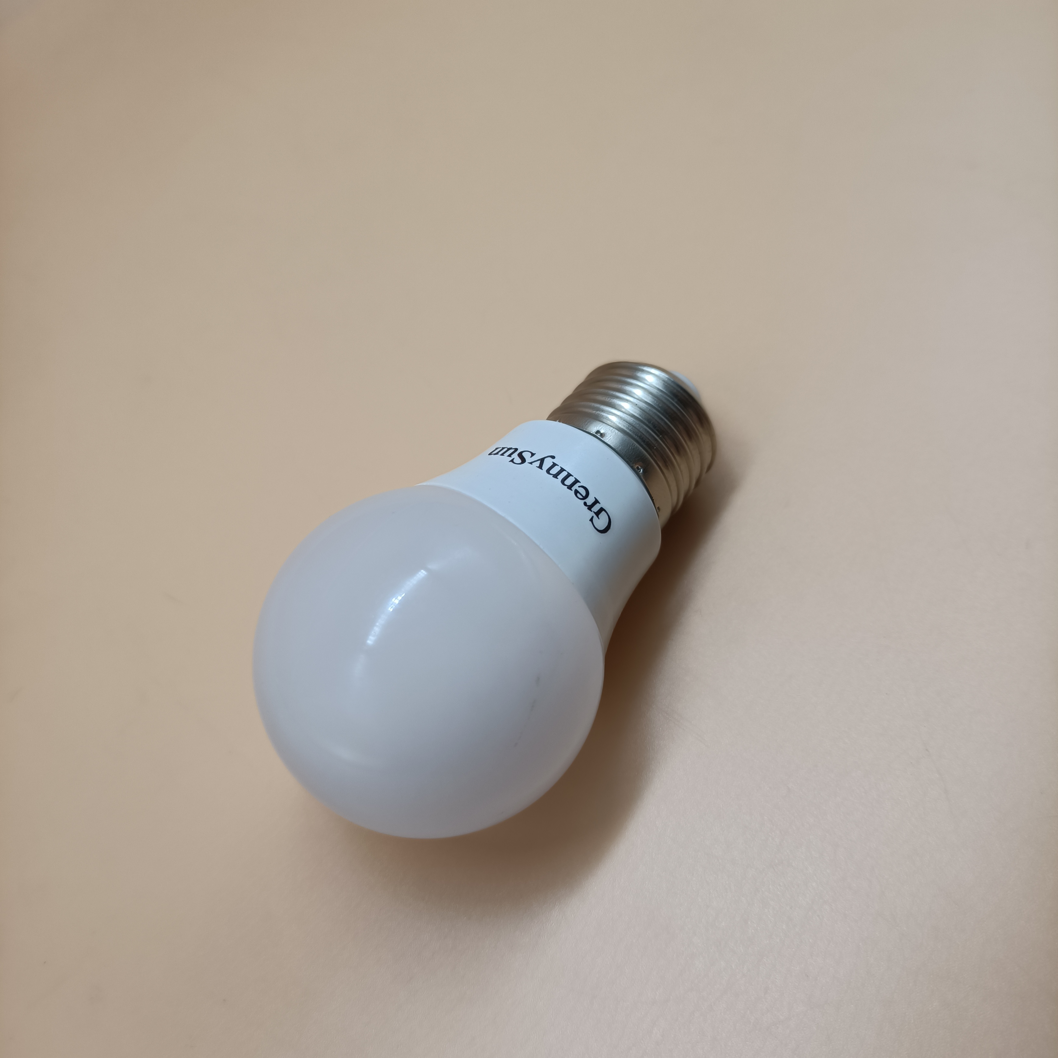 GrennySun Lightbulbs,Bright and energy-saving, the perfect combination of high-brightness lighting and long life