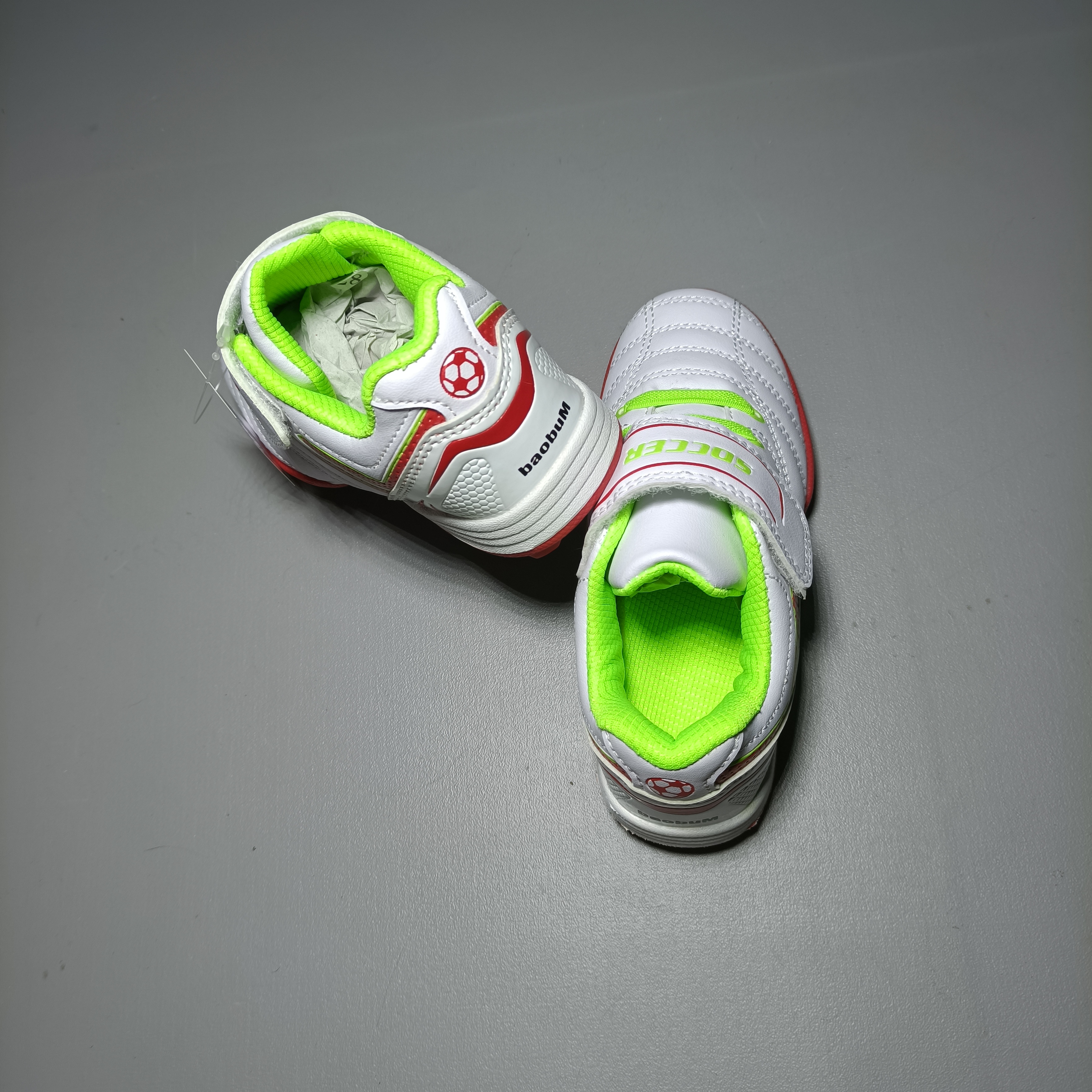 baobuM Football shoes,Solid ground Soccer shoes for boys and girls sports outdoor football shoes