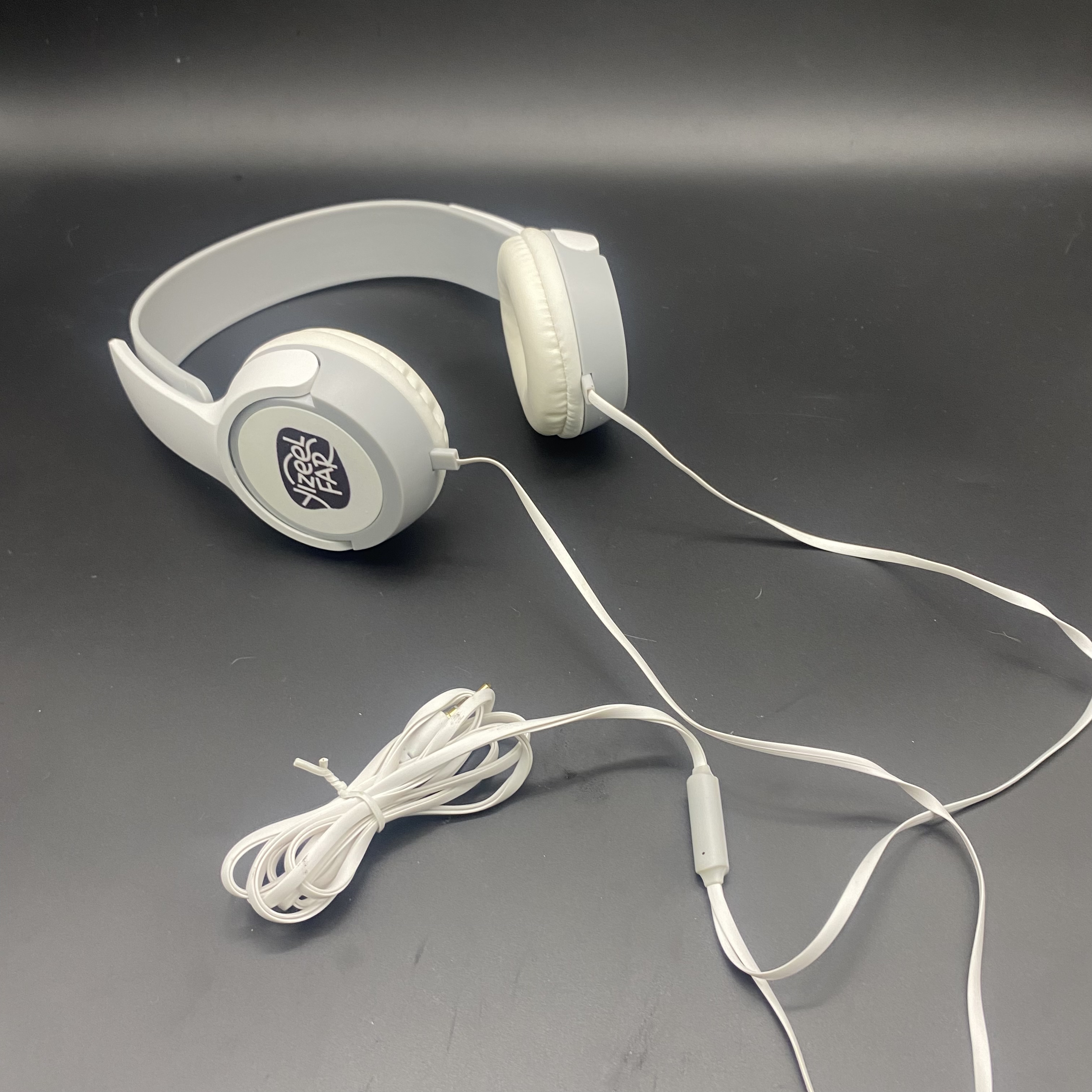 yizeelFAR Headphone,Wired earphone On-Ear 3.5mm Jack Computer Headset 