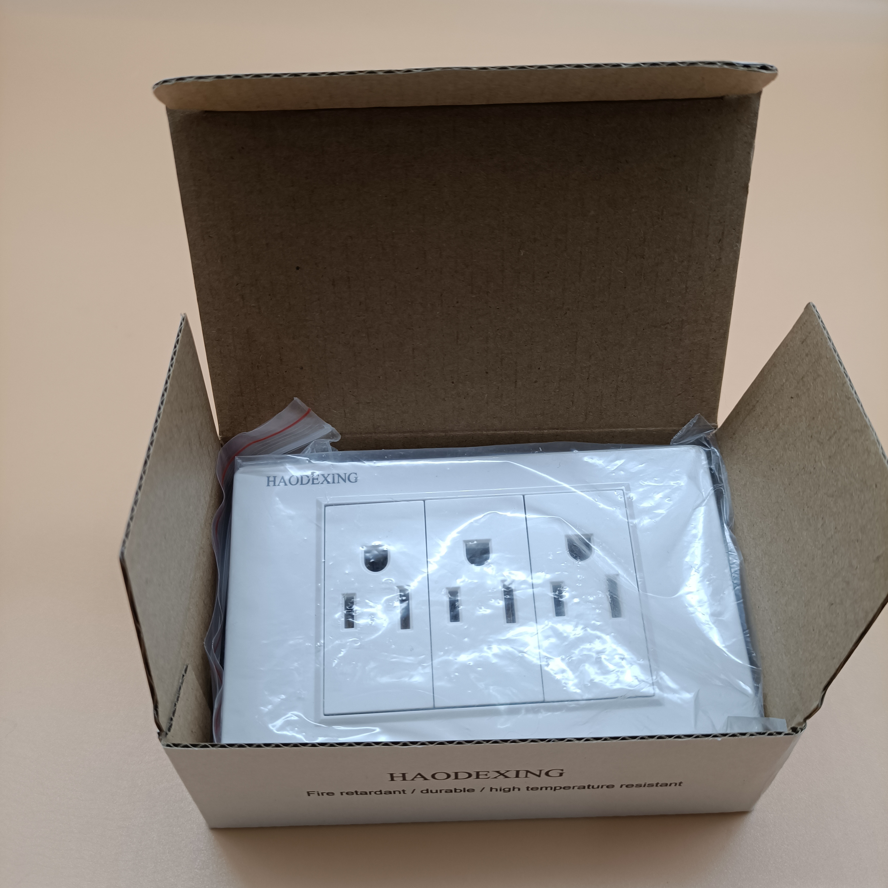 HAODEXING Electrical sockets,Wall Outlet for Residential and Commercial UseWhite (1 Box)