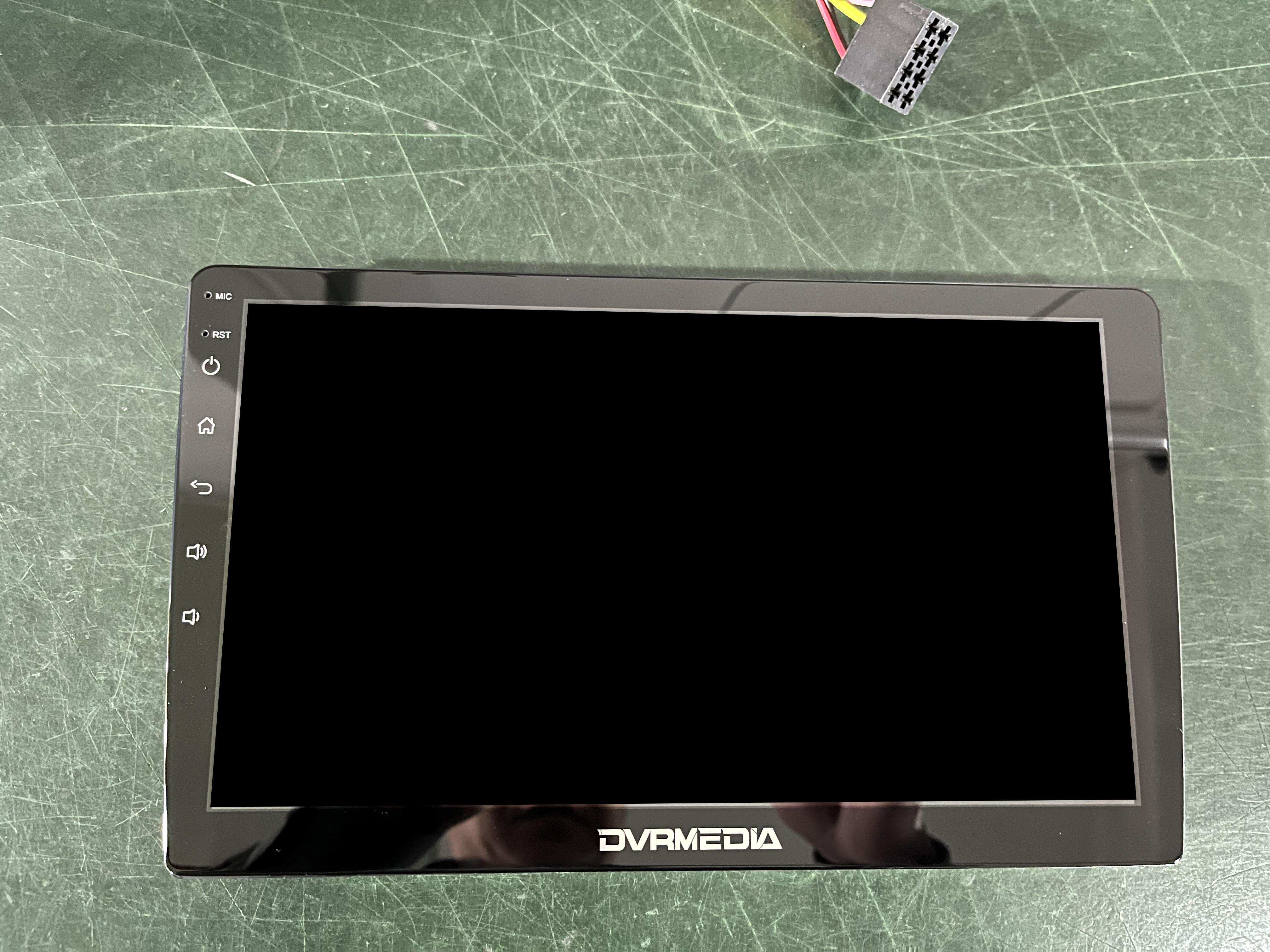 Navigational apparatus for automobiles with Wi-Fi, real-time traffic, 