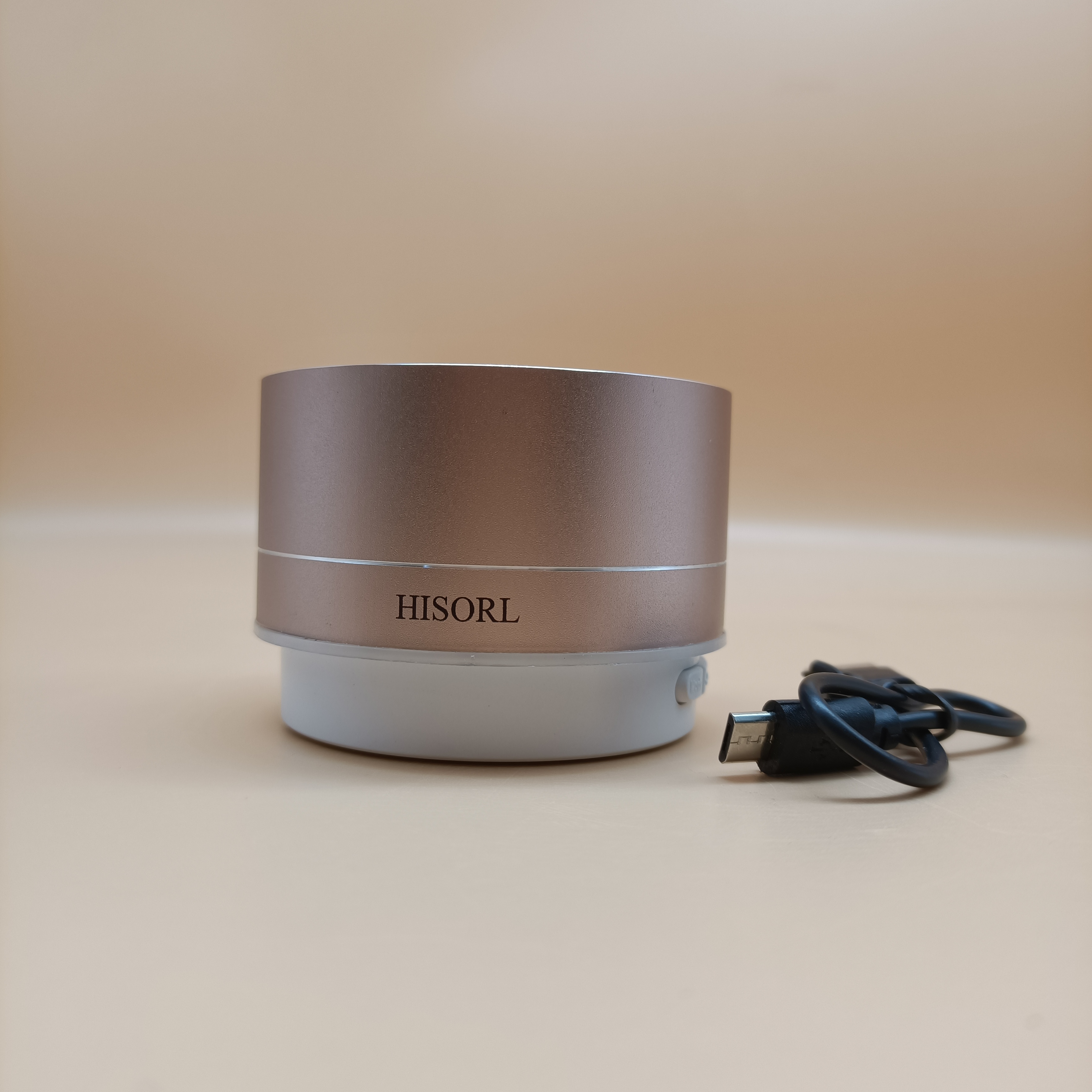  HISORL Personal stereos,Hands-free calling, USB flash drive, TF card, HD sound and bass for iPhone Ipad Android smart phones and more