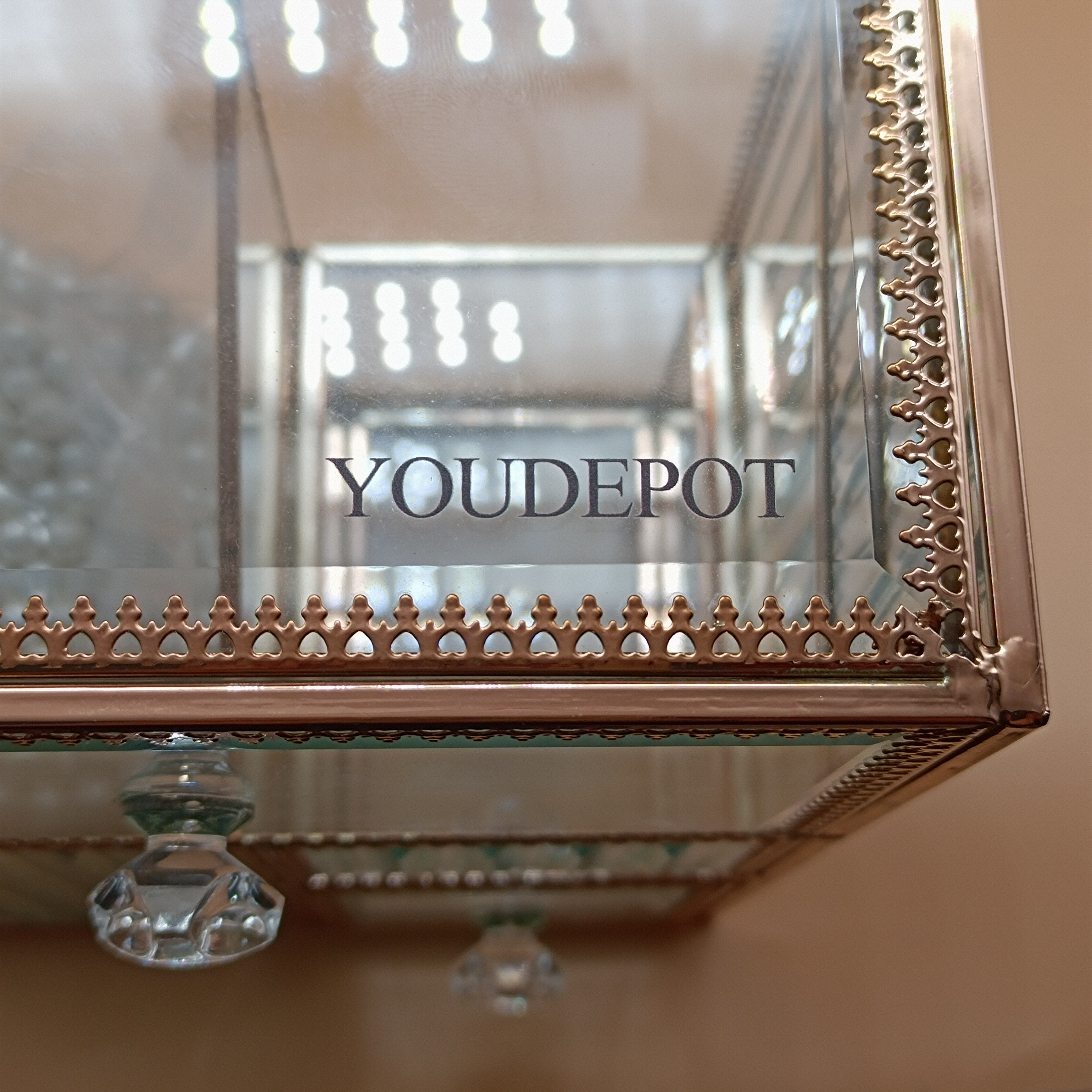 YOUDEPOT Drawer organizers,Makeup Brush Holder with Lid and Drawer, Lipstick Organizer w/Partition Racks, For Storing Various Makeup Brushes, Eyebrow Pencils, Lipsticks, Powder Puffs