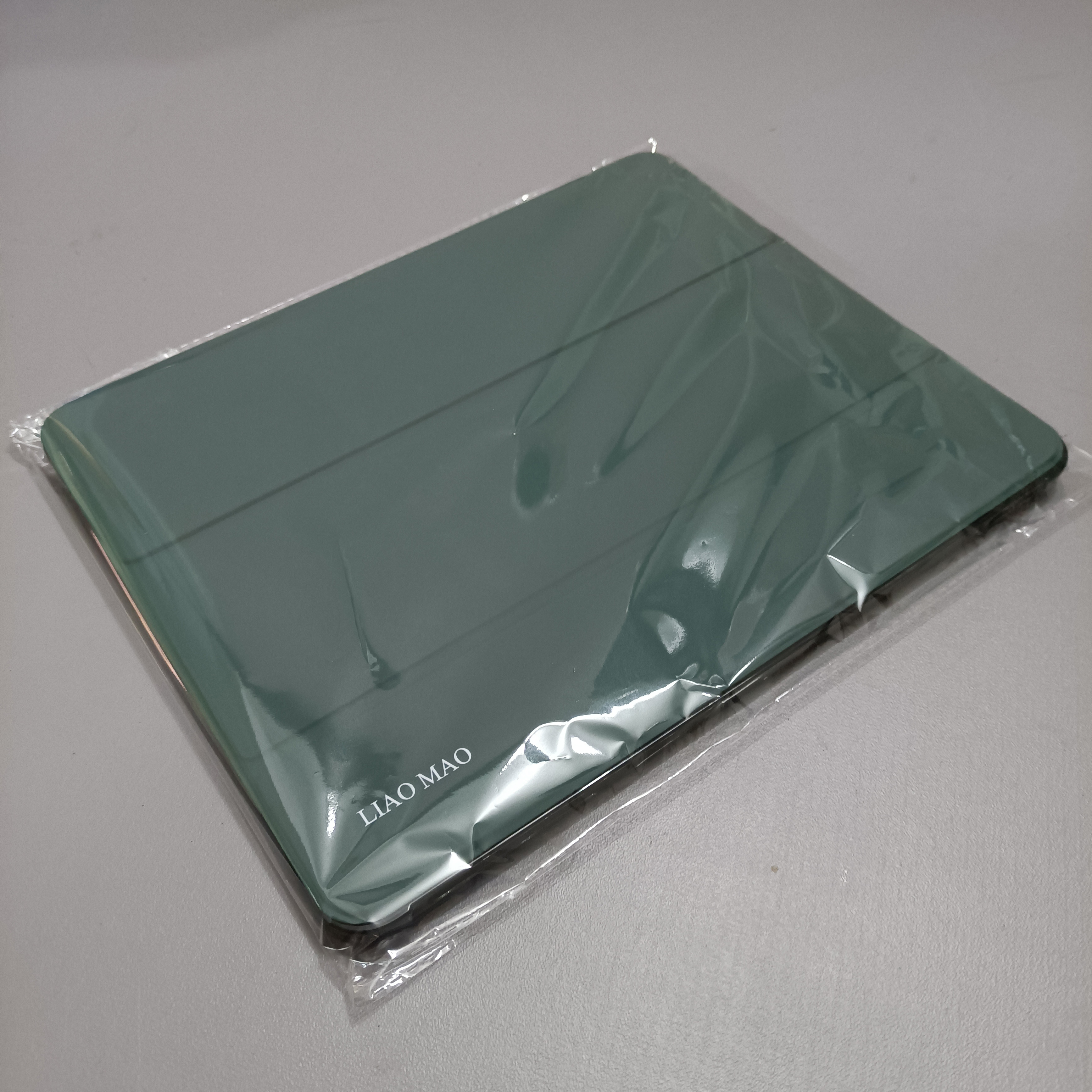 LIAO MAO Protective cases for tablet computers,12.9 (21/20/18) Universal, Soft shell silicone magnetic suction plate air5 Holster with pen slot