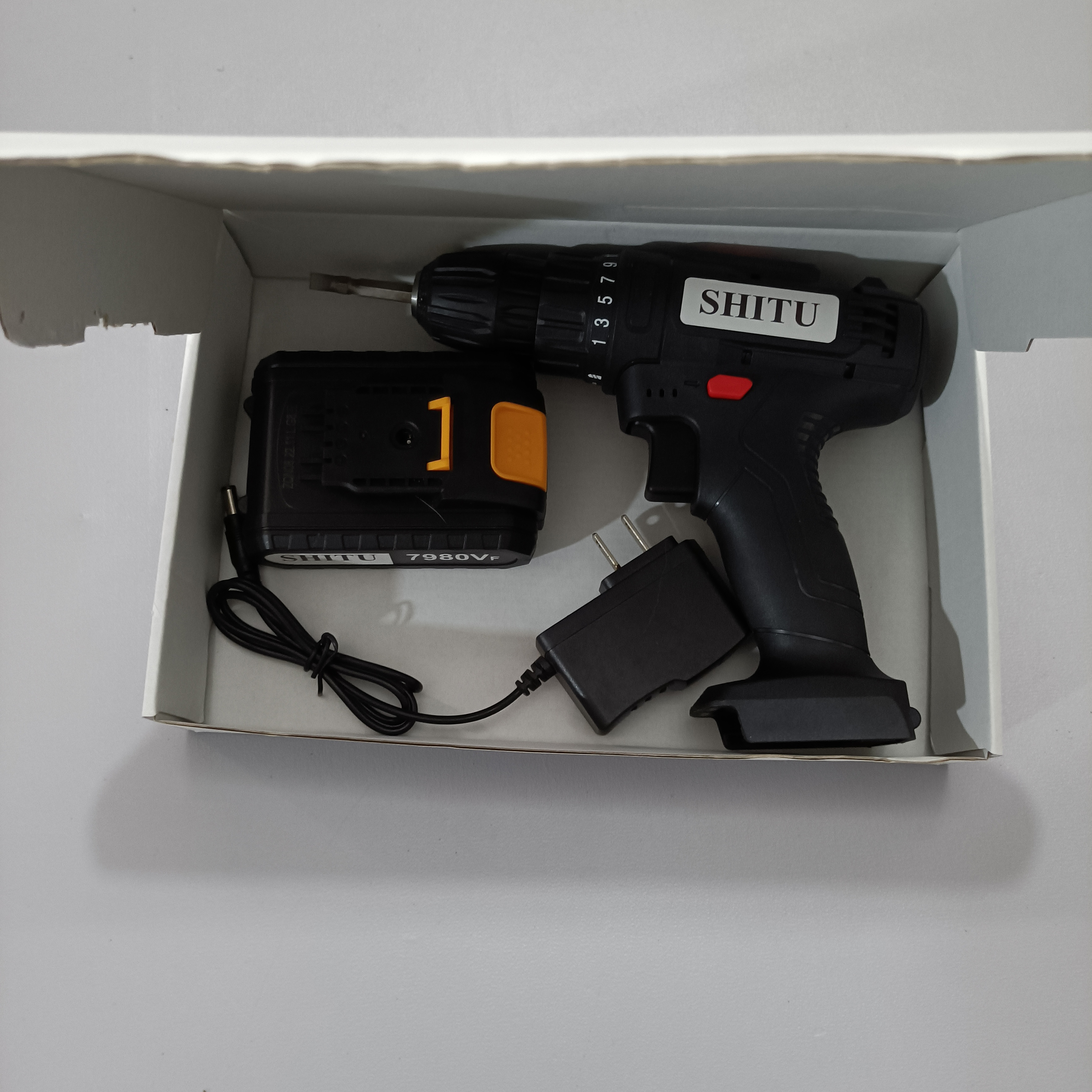 SHITU Power drills, cordless drilling rig/drive, with power sharing