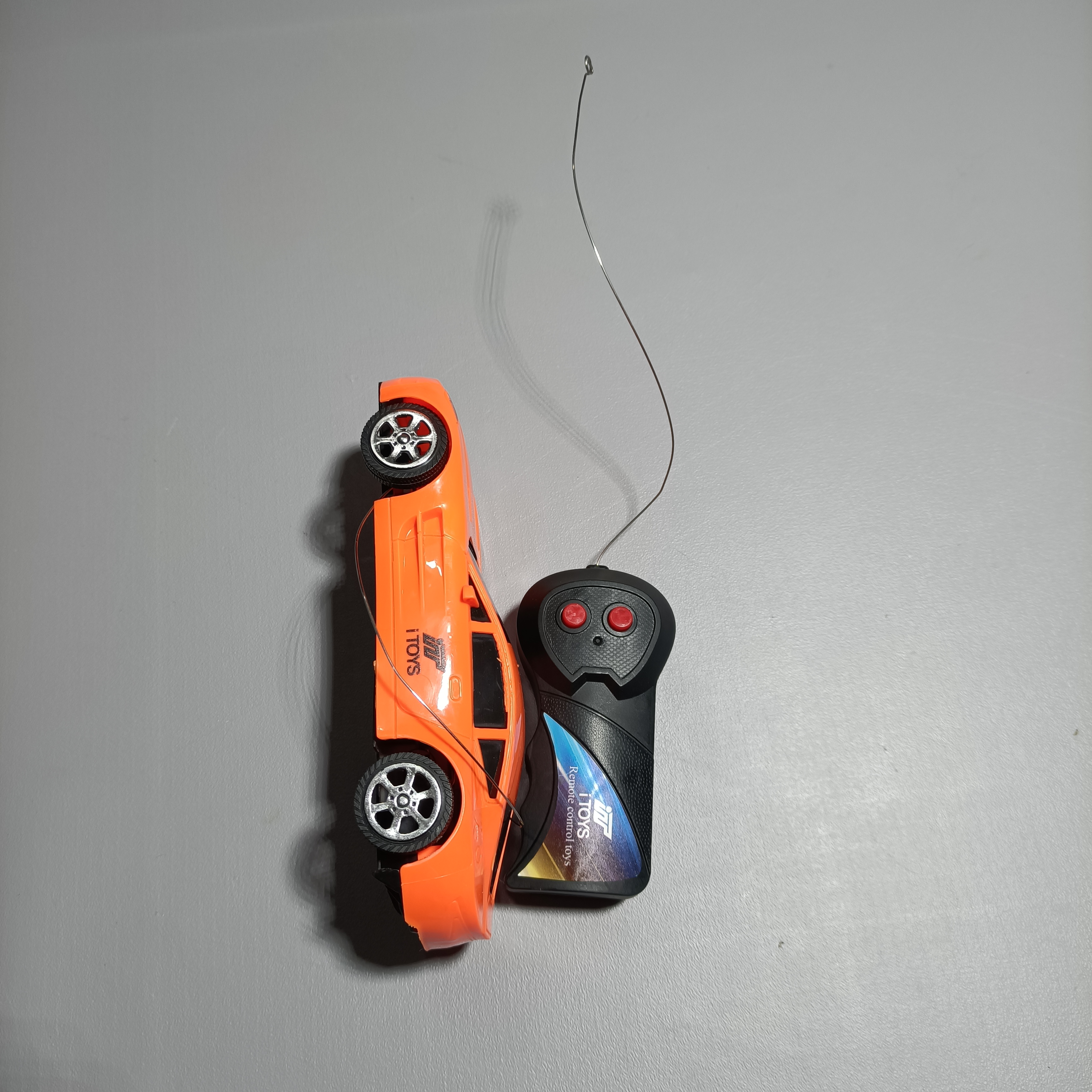 ITOYS Remote control toys,1/16 Scale Electric Remote Toy Racing for Age 3 4 5 6 7 8 9 Year （Orange）