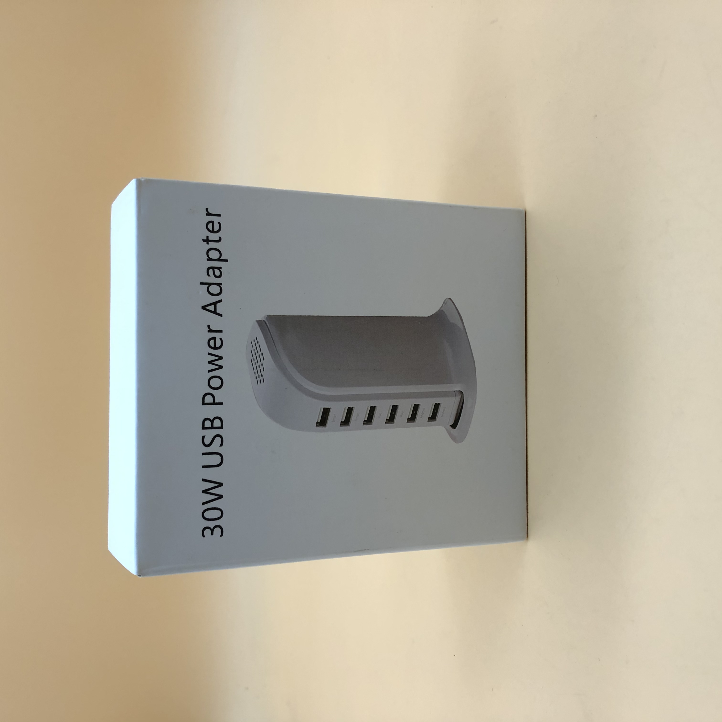 30W USB Power Adapter，6-port USB desktop charging station for a variety of electronic devices