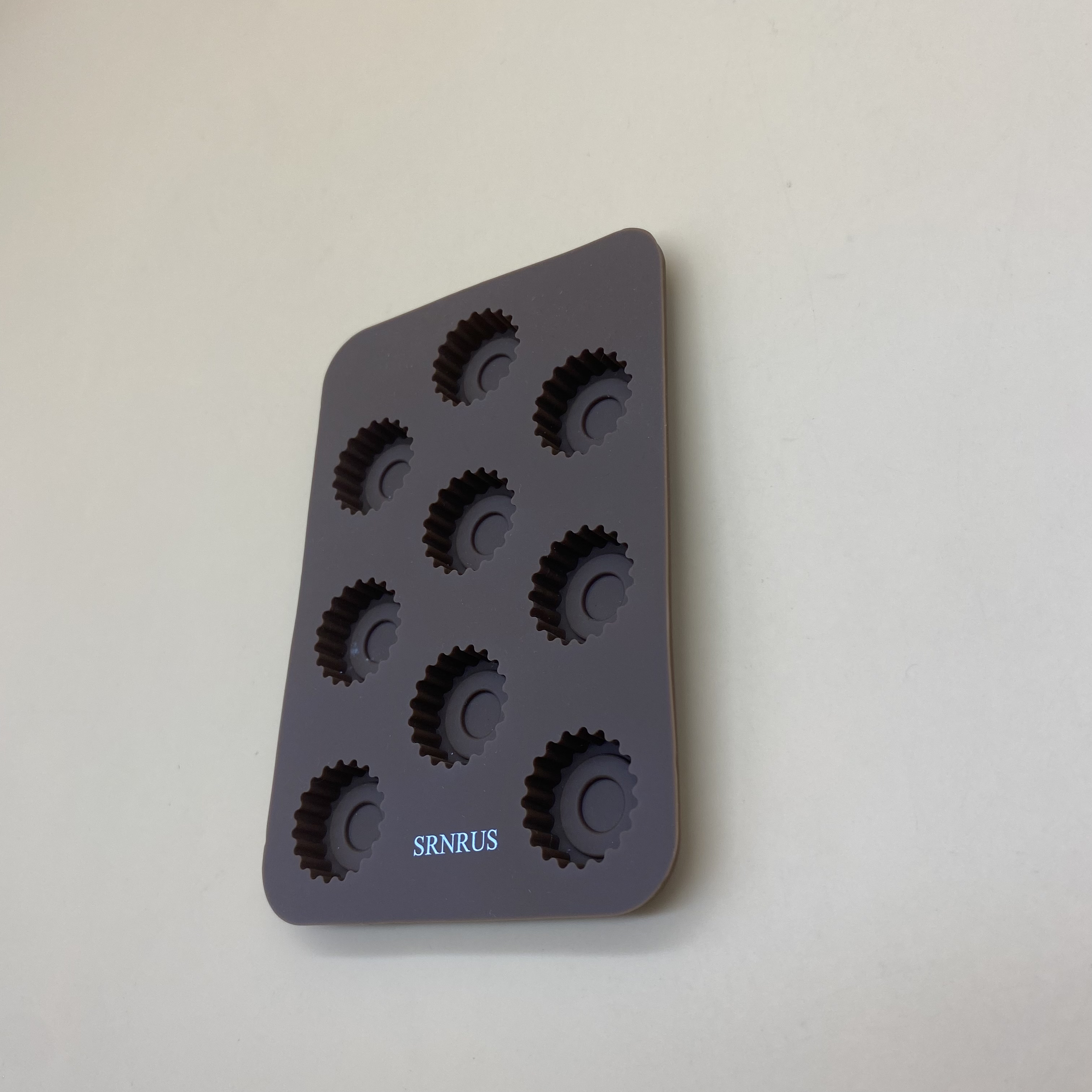 SRNRUS Chocolate molds, Silicone MOLDS Non-Stick Chocolate mold, 9-Piece Per Mold