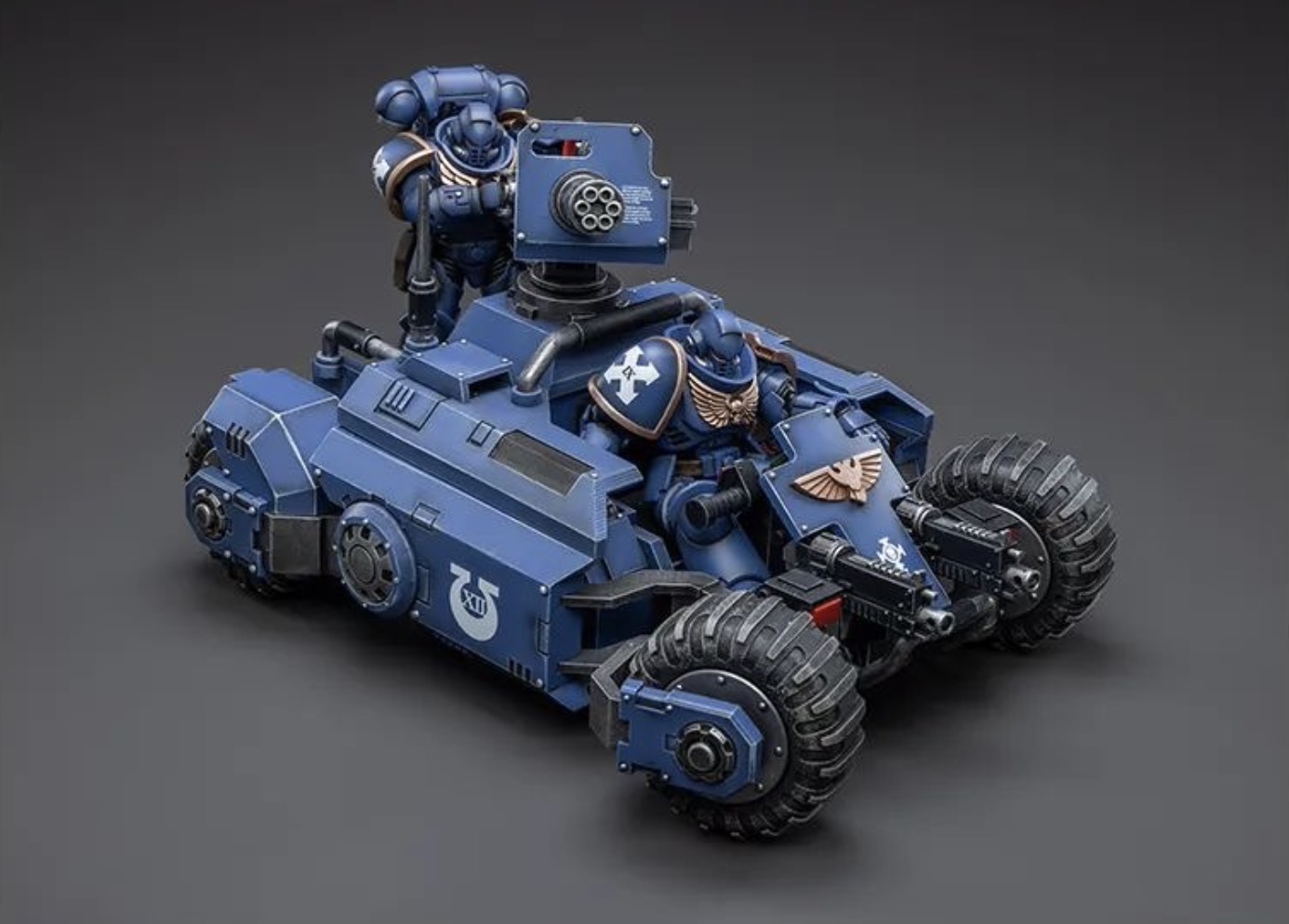 JOYTOY 1/18 Action Figure Primaris Invader ATV