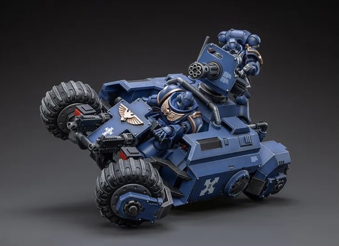 JOYTOY 1/18 Action Figure Primaris Invader ATV