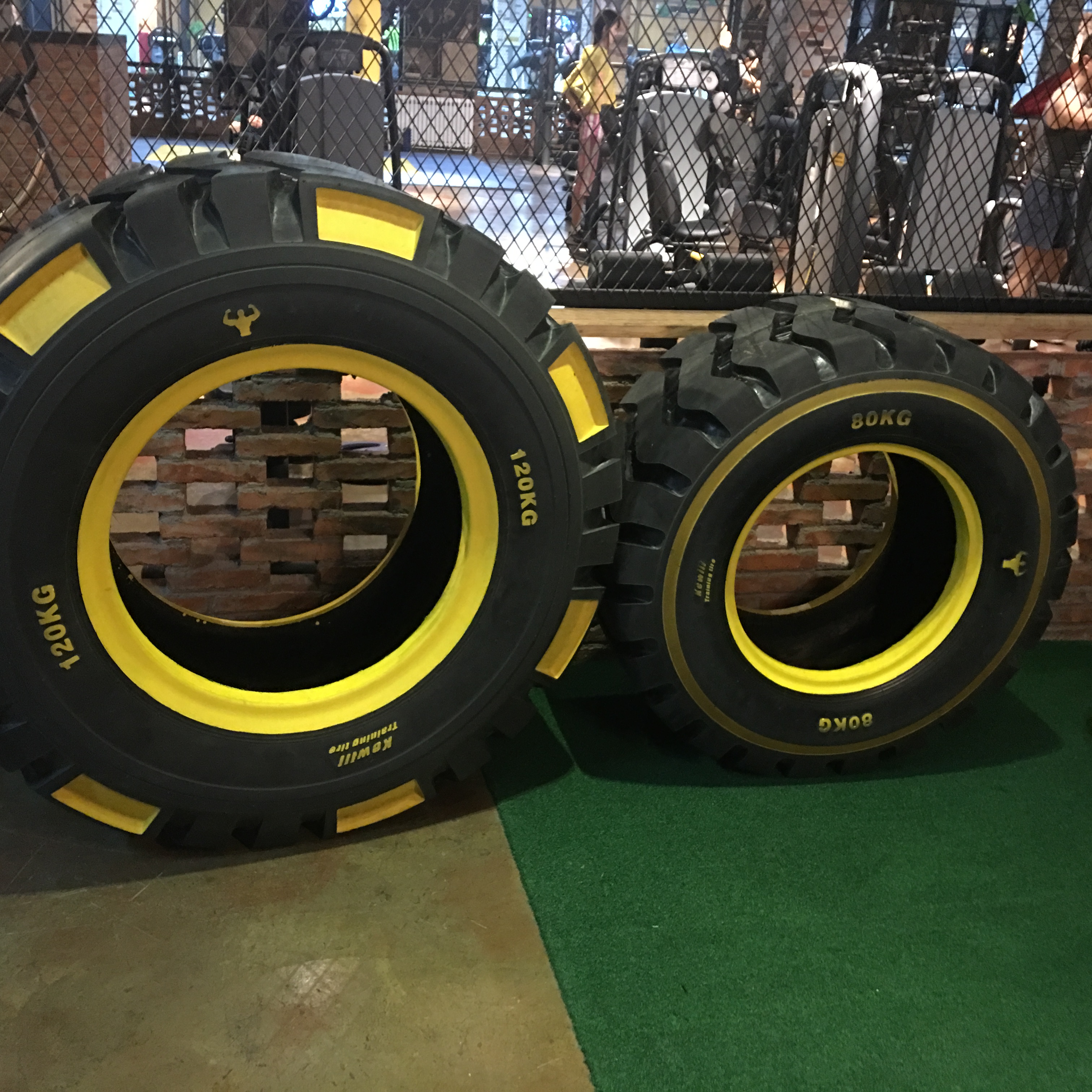Fitness training tire