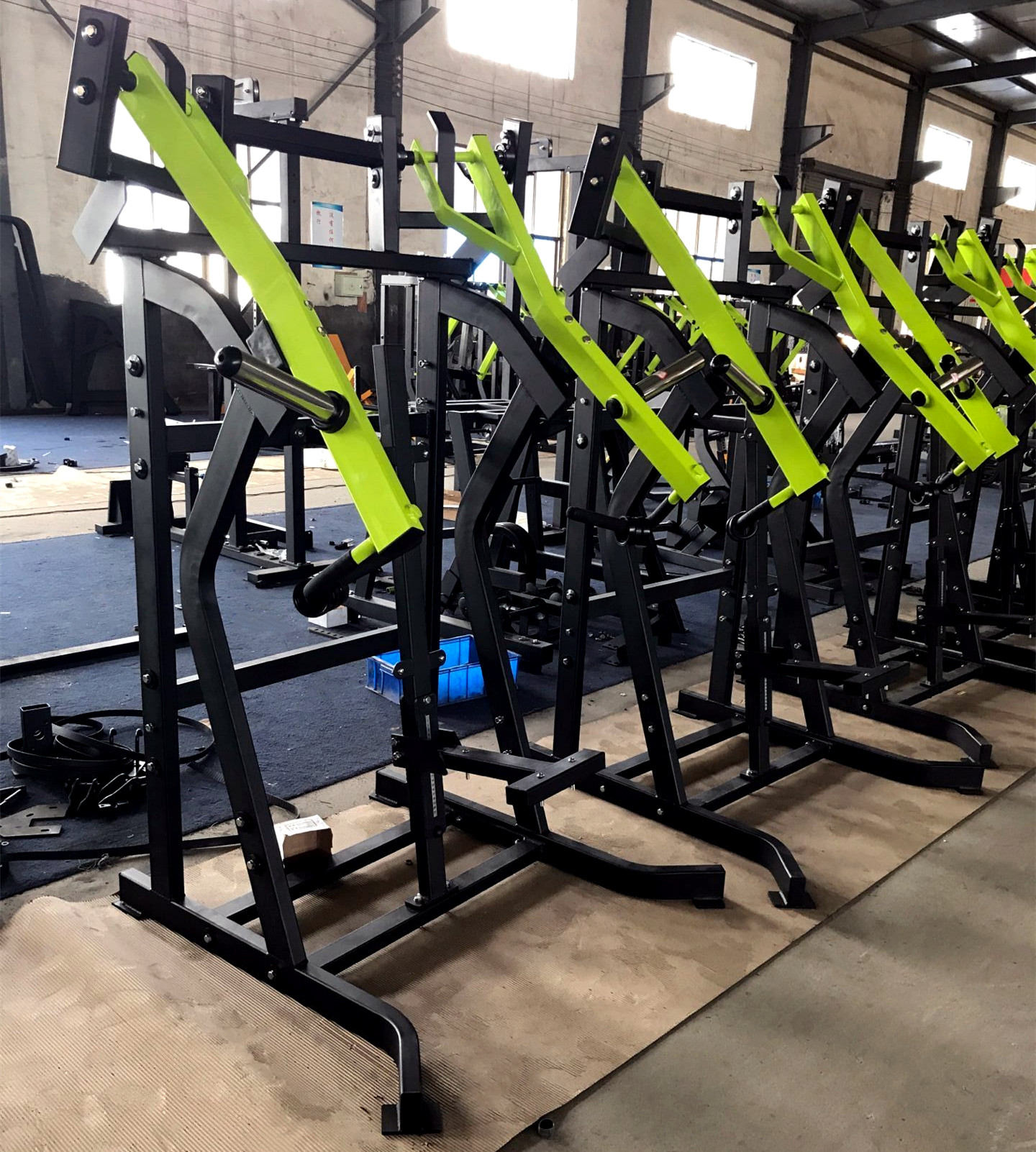 Iso-Lateral Incline Press