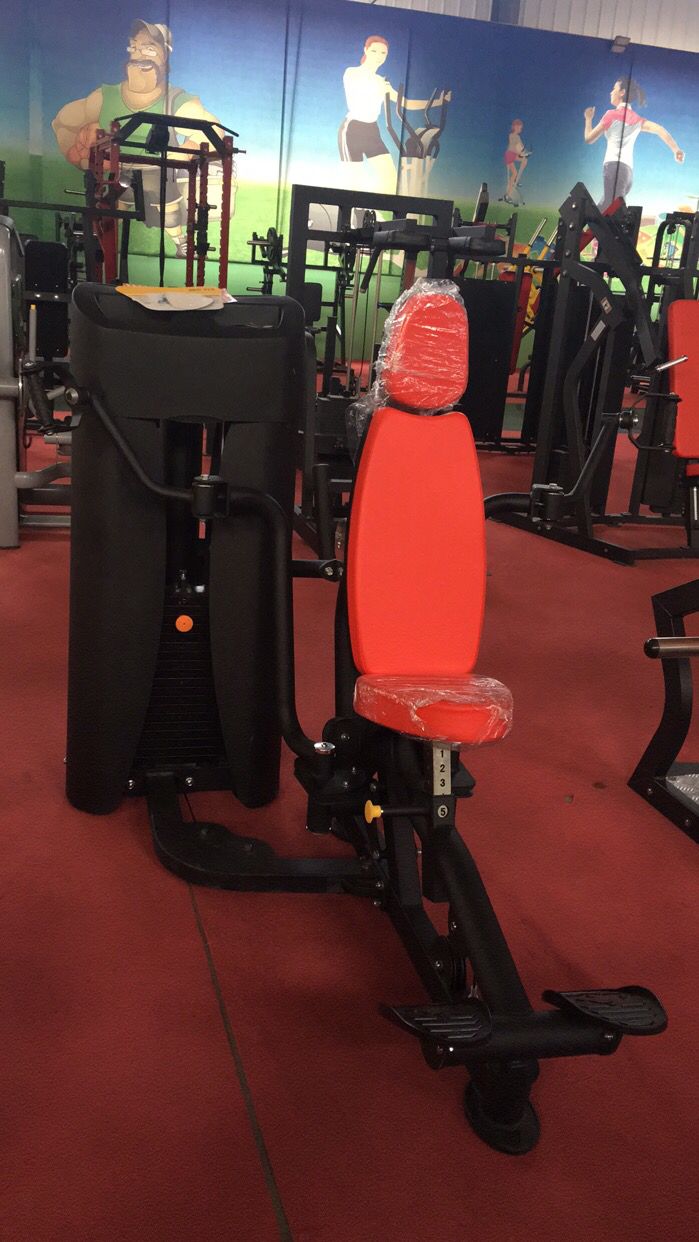 Commercial Pectoral Fly