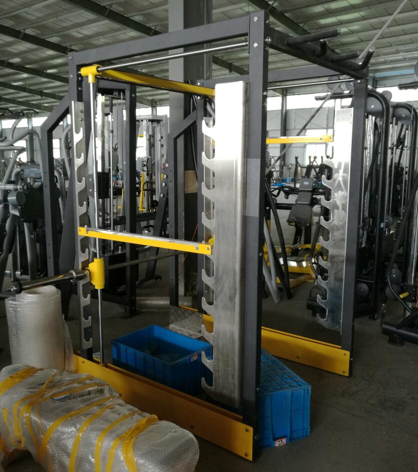 Commercial 3D Smith machine