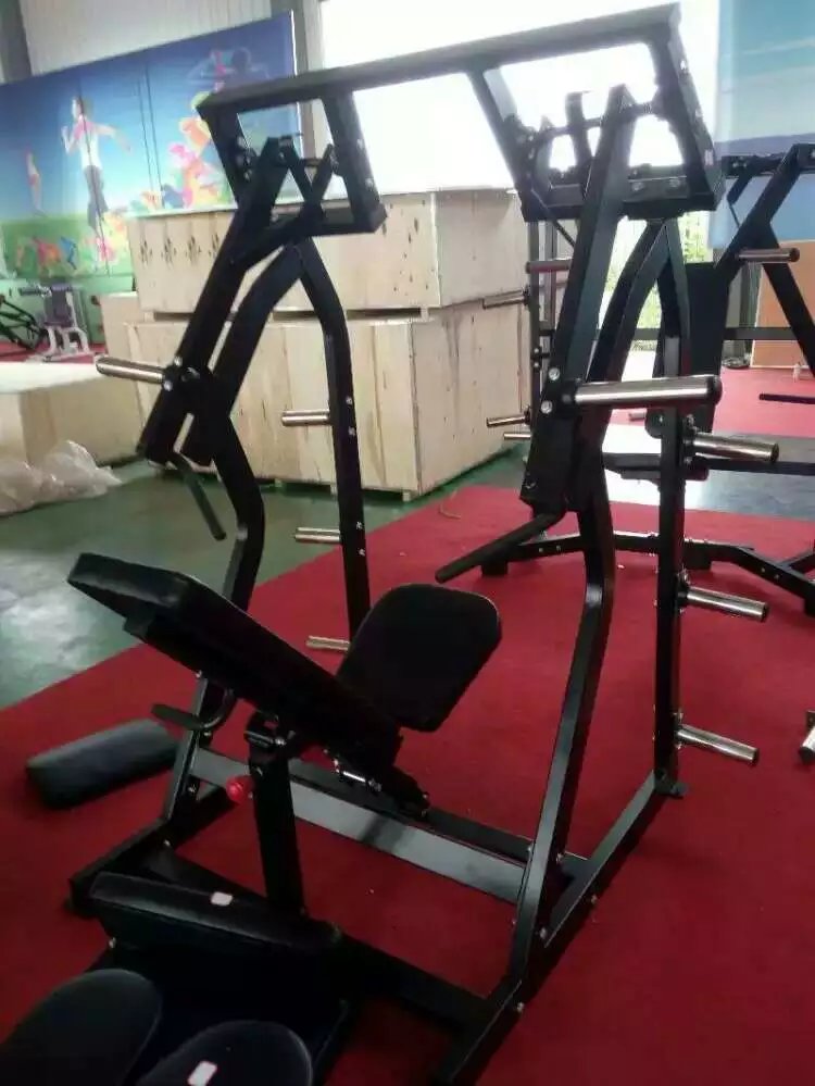 Iso-Lateral Shoulder Press