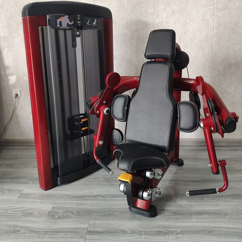 Biceps trainer machine