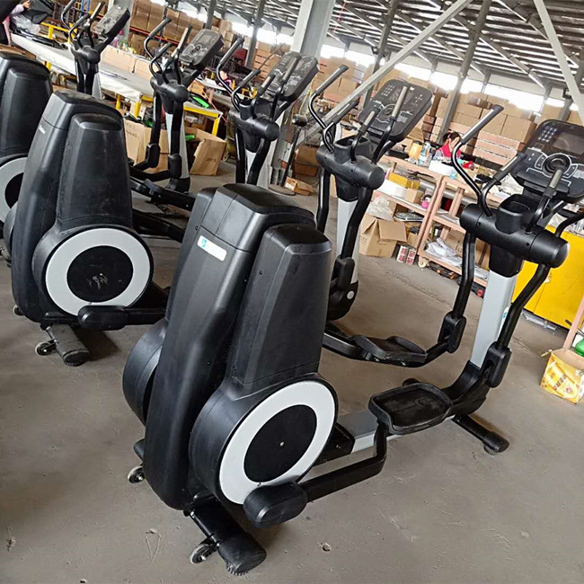 Commercial Cross Trainer