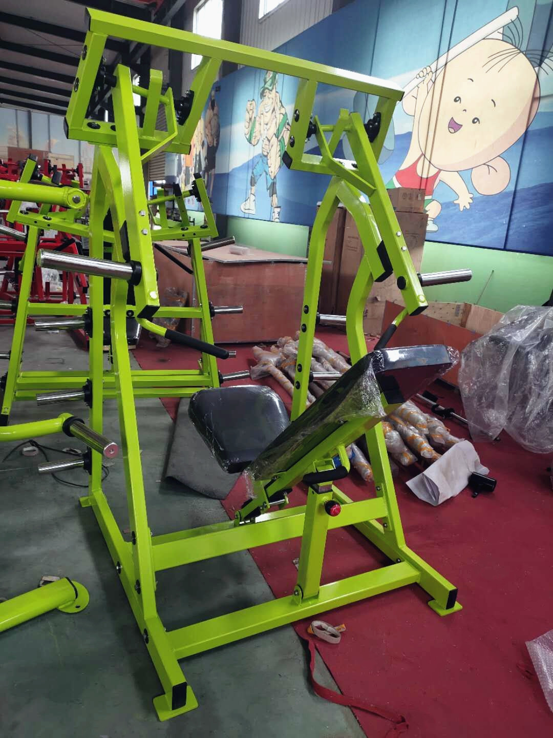 Iso-Lateral Shoulder Press