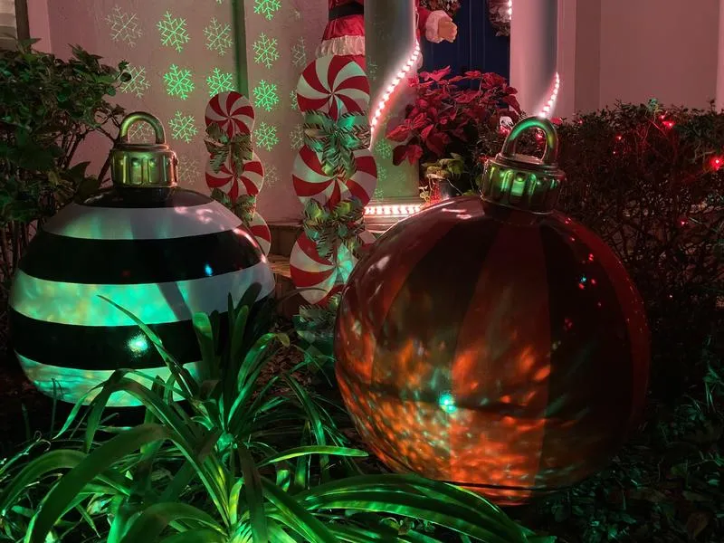 Outdoor Christmas PVC inflatable Decorated Ball - midoron