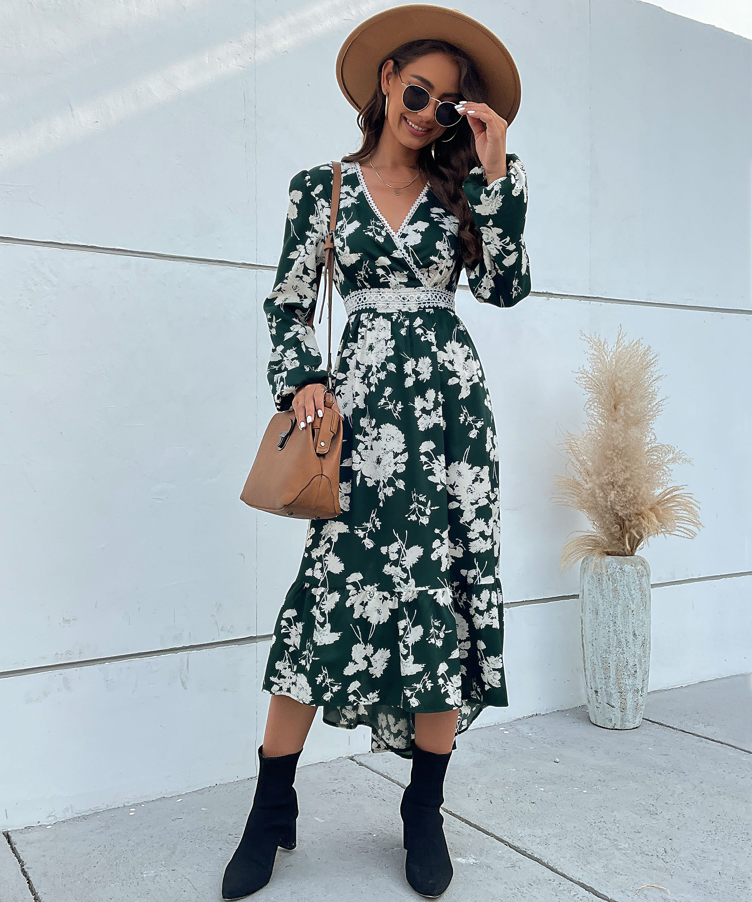Floral Print Guipure Lace Insert Lantern Sleeve Midi Dress