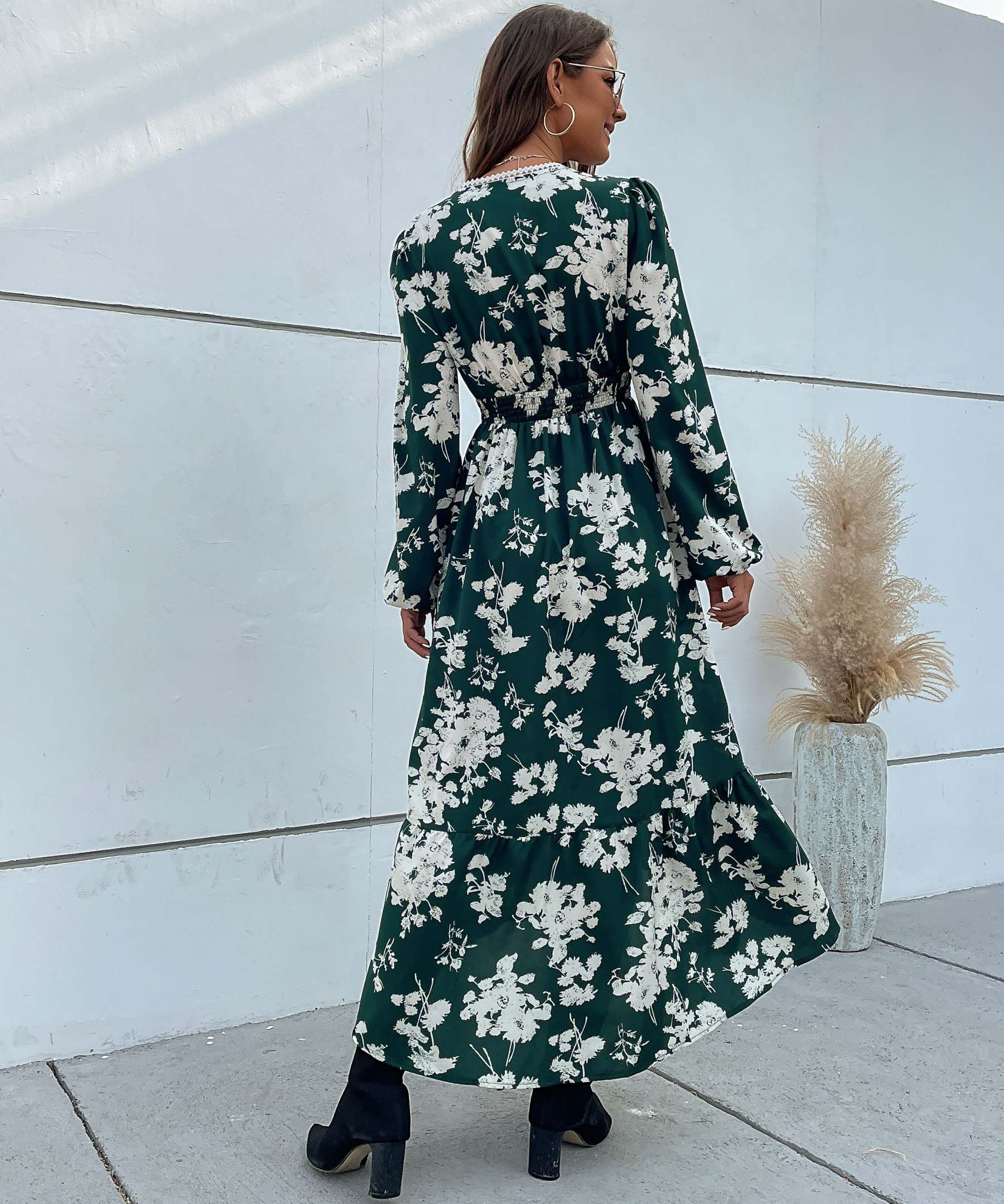 Floral Print Guipure Lace Insert Lantern Sleeve Midi Dress