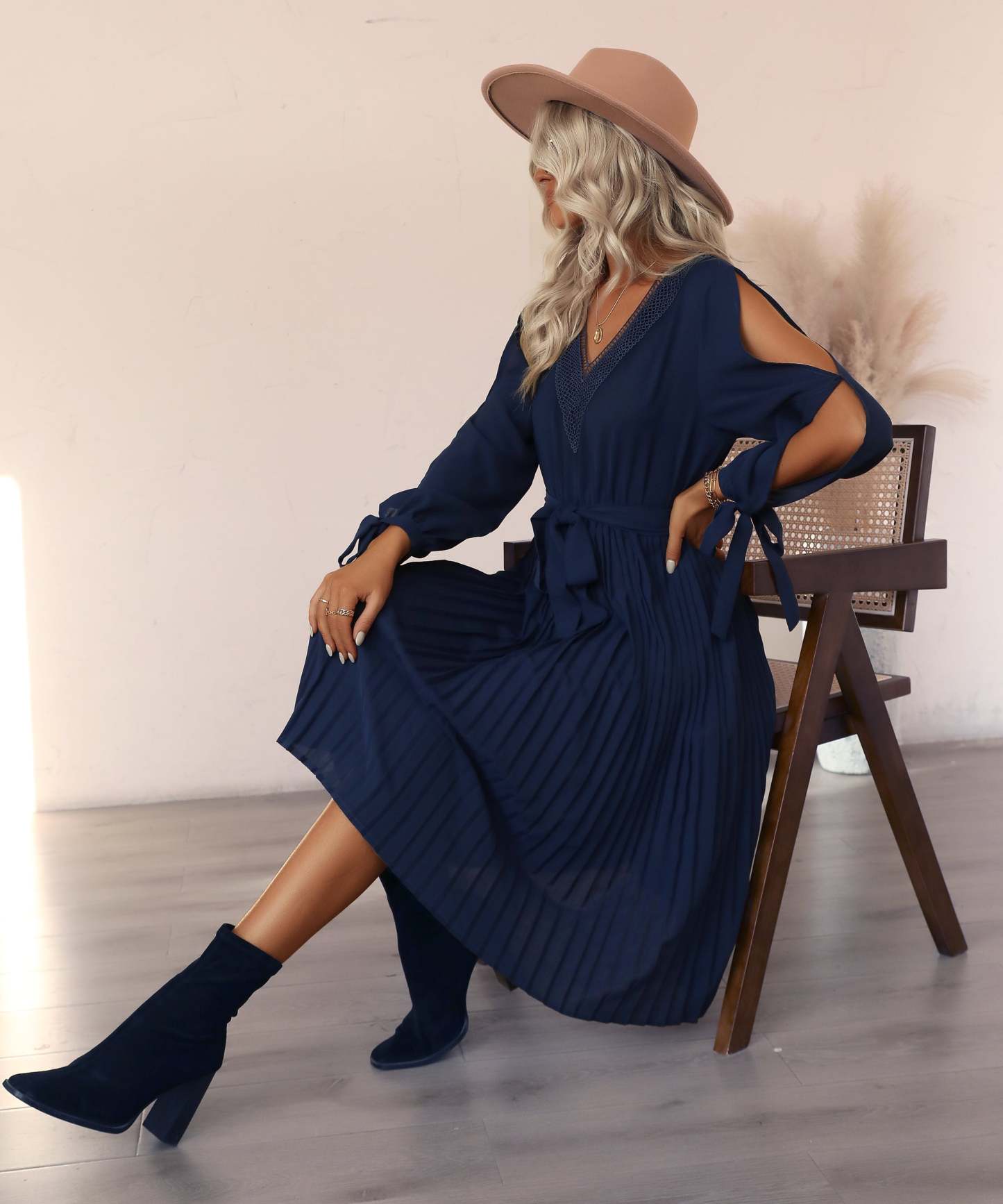 Guipure Lace Panel Split Sleeve Pleated Hemm Belted Midi Dress