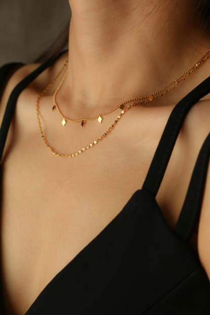 Umaiza Layered Necklace
