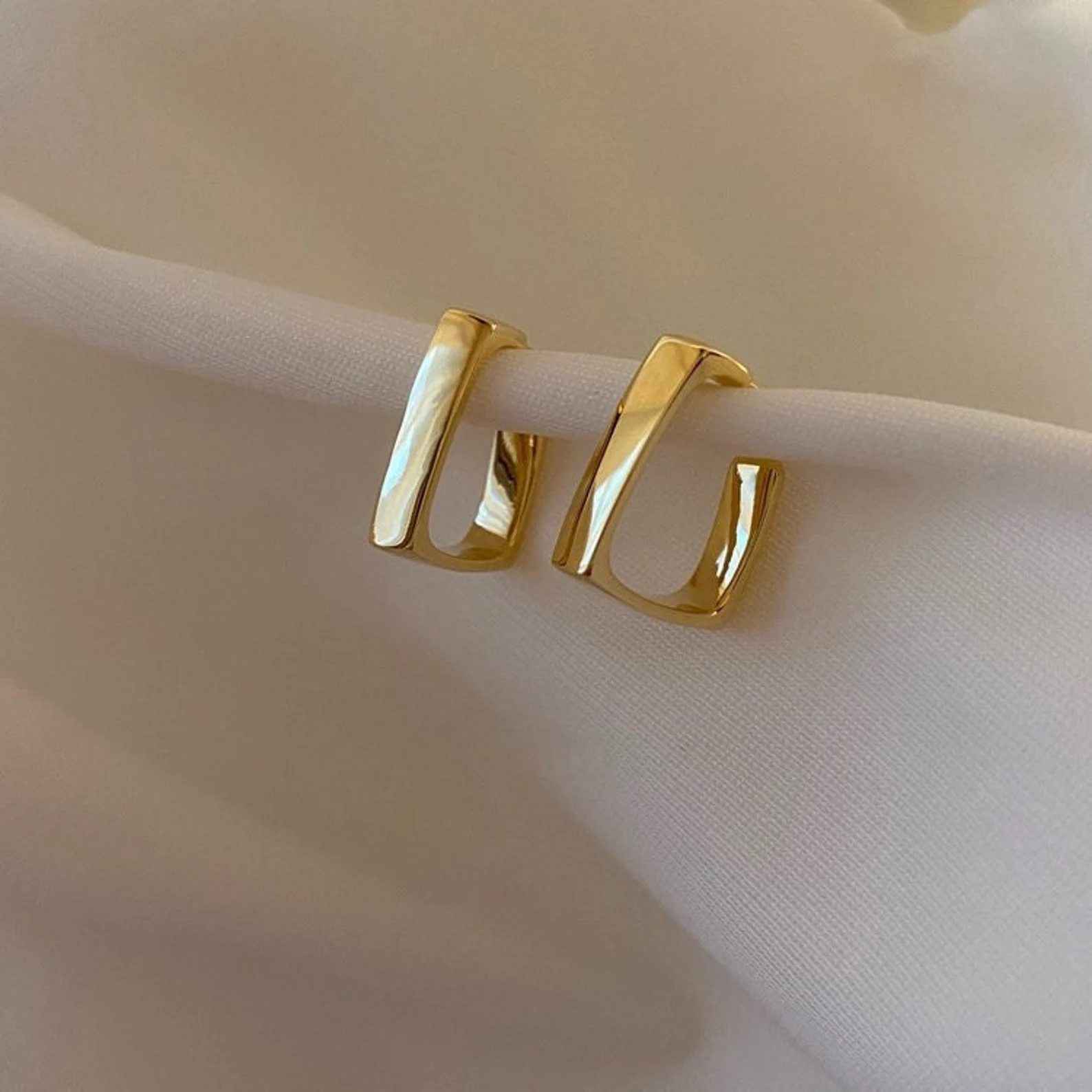 18k Gold Handmade Geometric Hoop Earrings