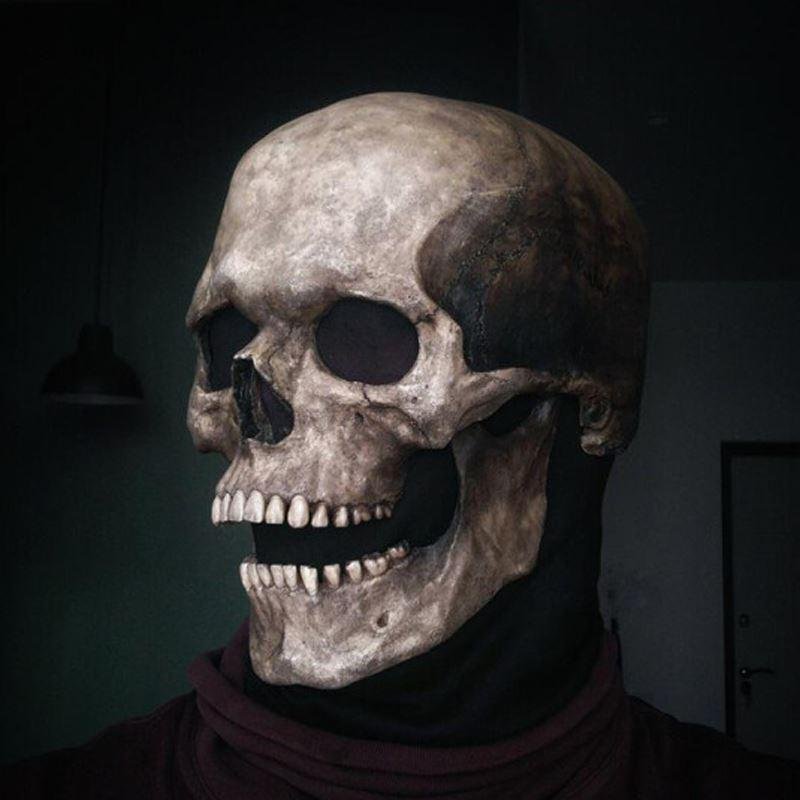 🎃 Creepy Biological Man Skeleton